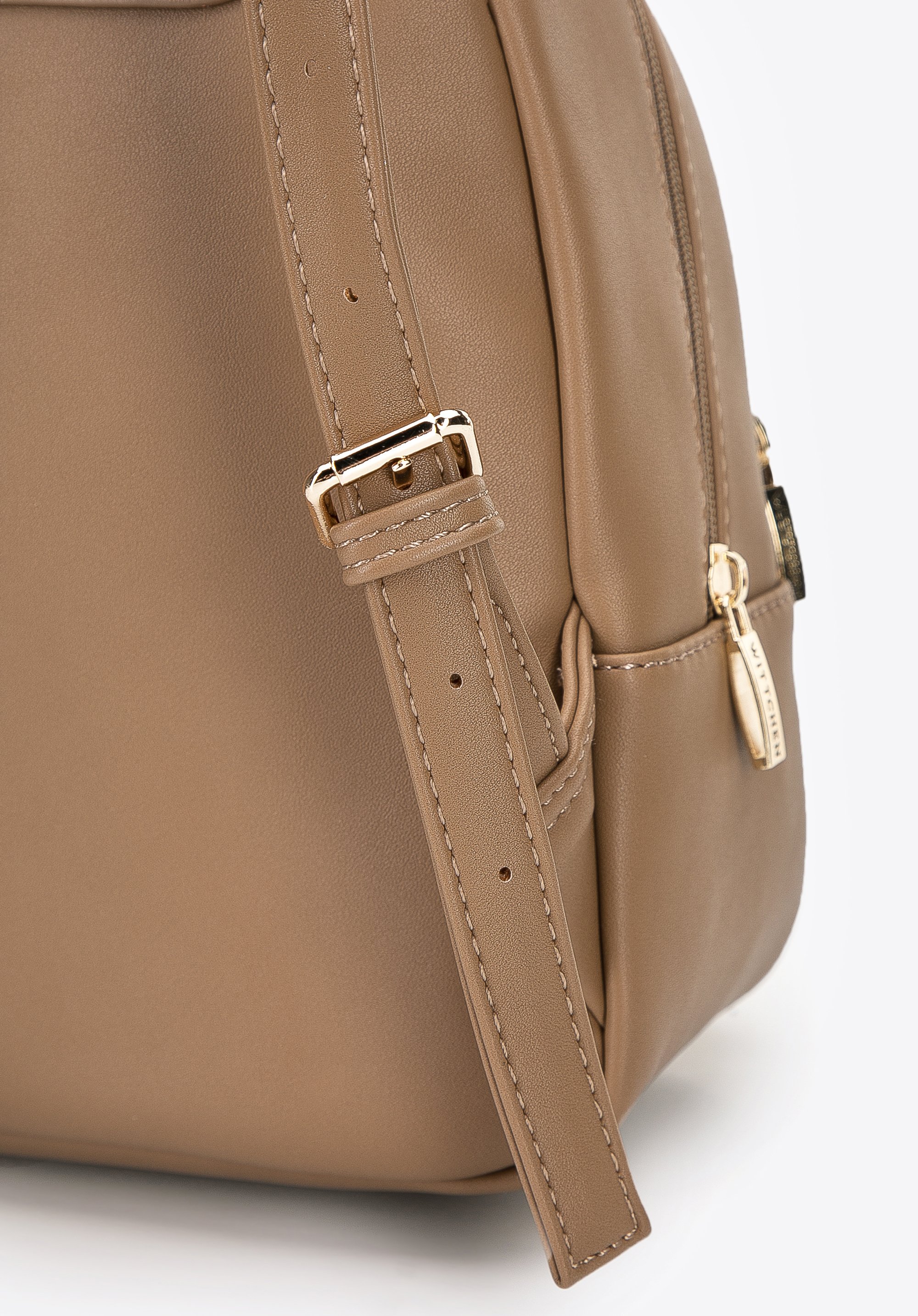 Damski plecak z miękkiej ekoskóry pikowany