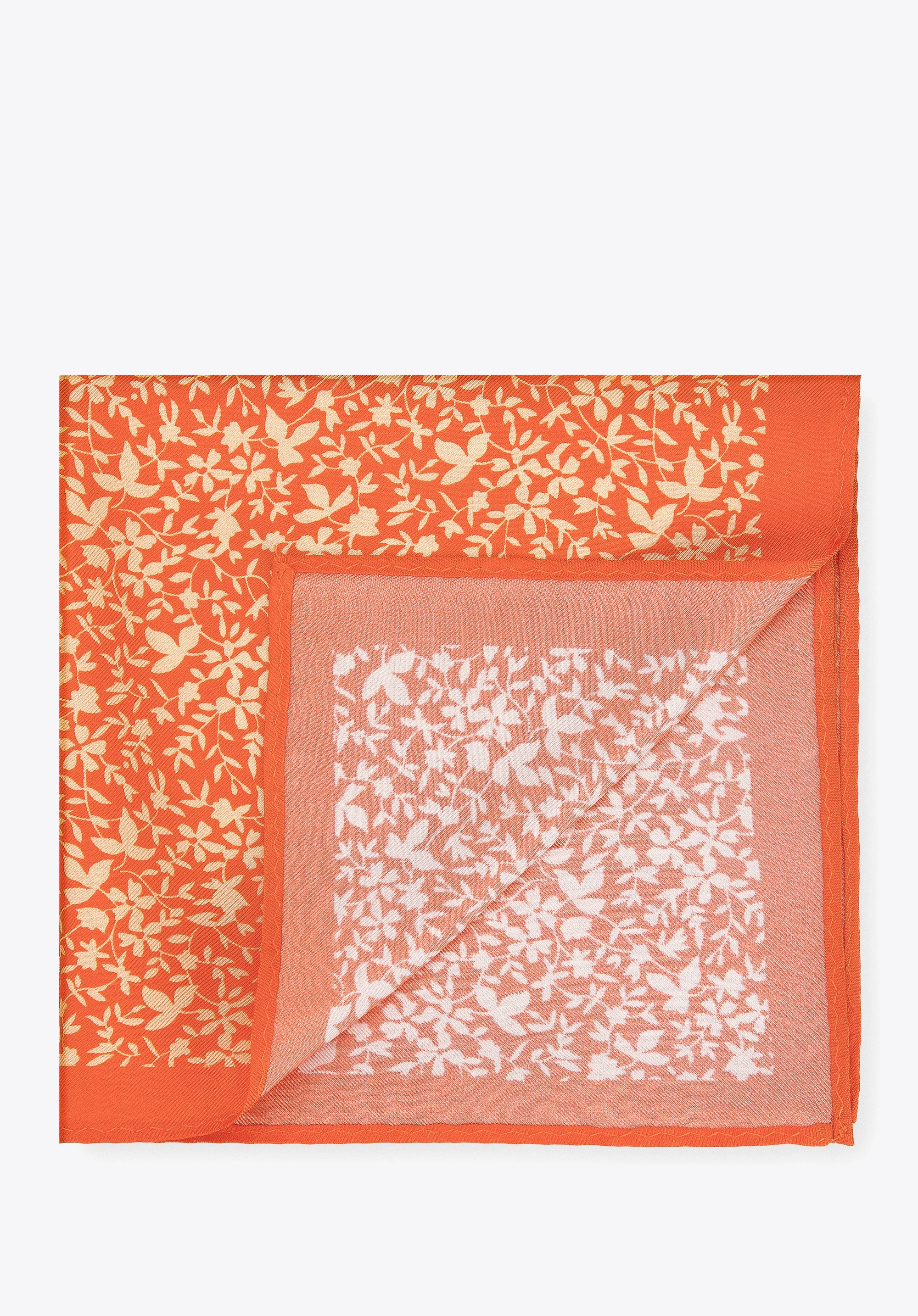 Poszetka jedwabna we wzory