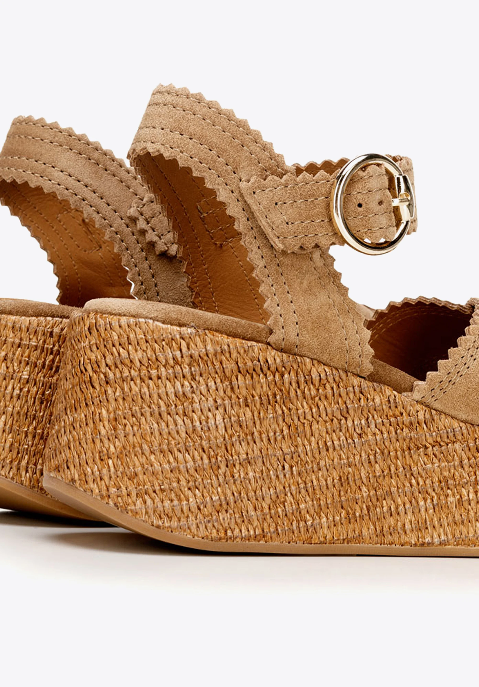 Sandały espadryle zamszowe na platformie