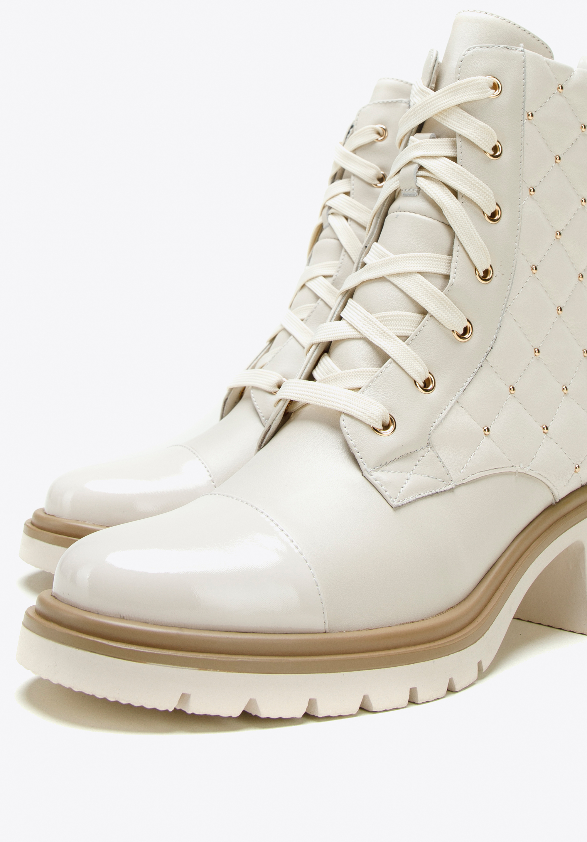 Damskie trapery skórzane z pikowaną cholewką