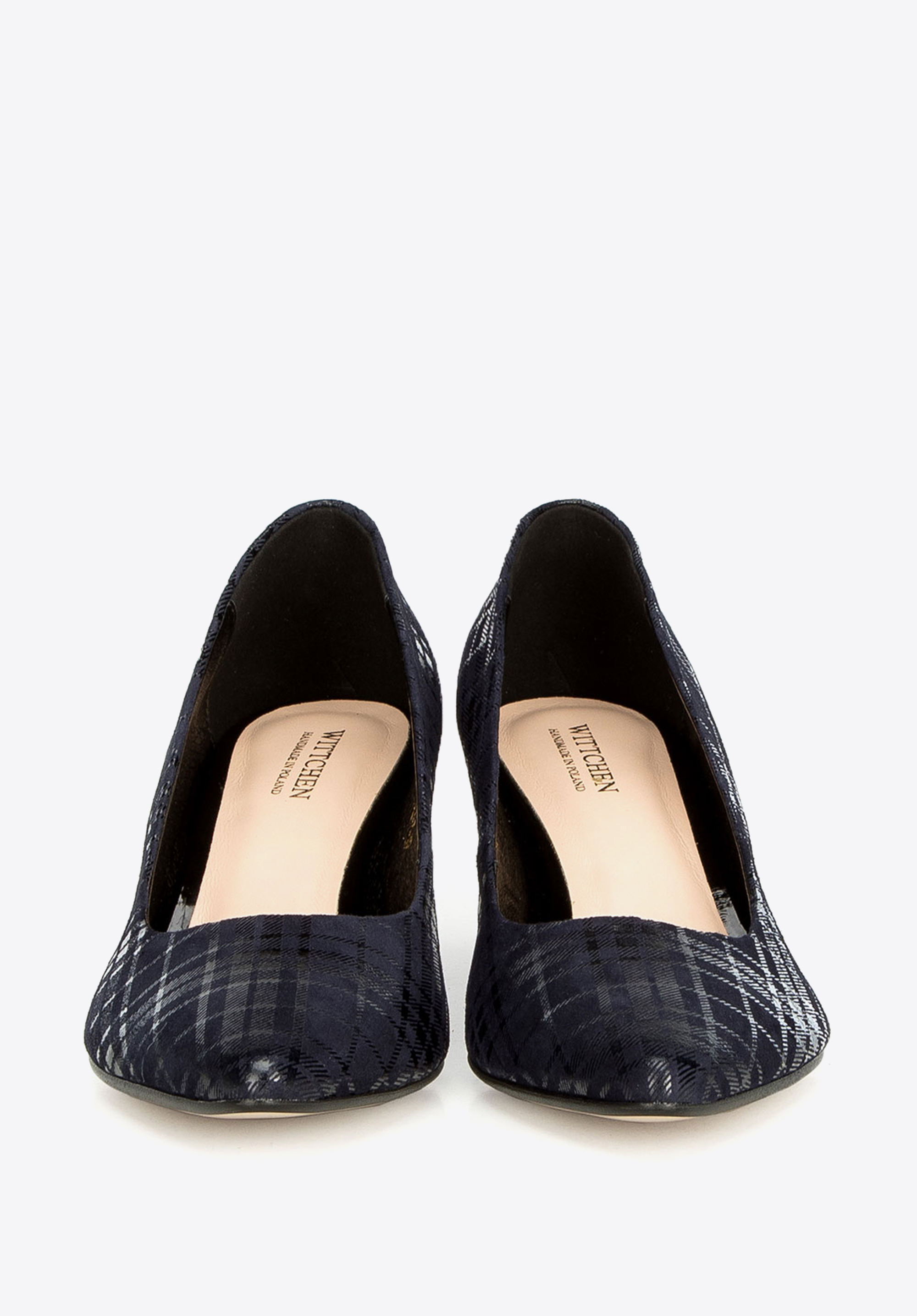 Czółenka z nubuku w kratę