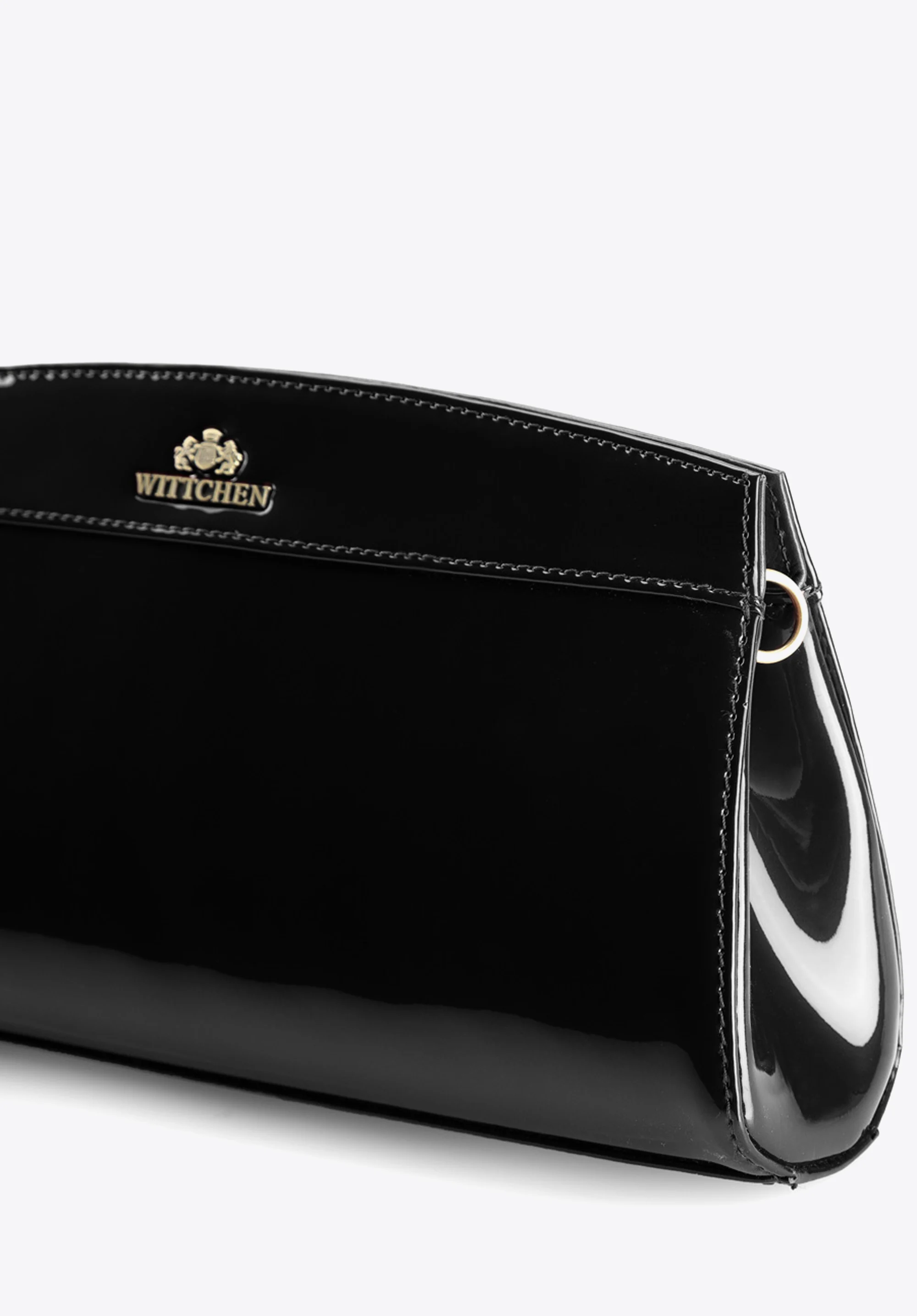 Wieczorowa torebka ze skóry lakierowanej trapezowa