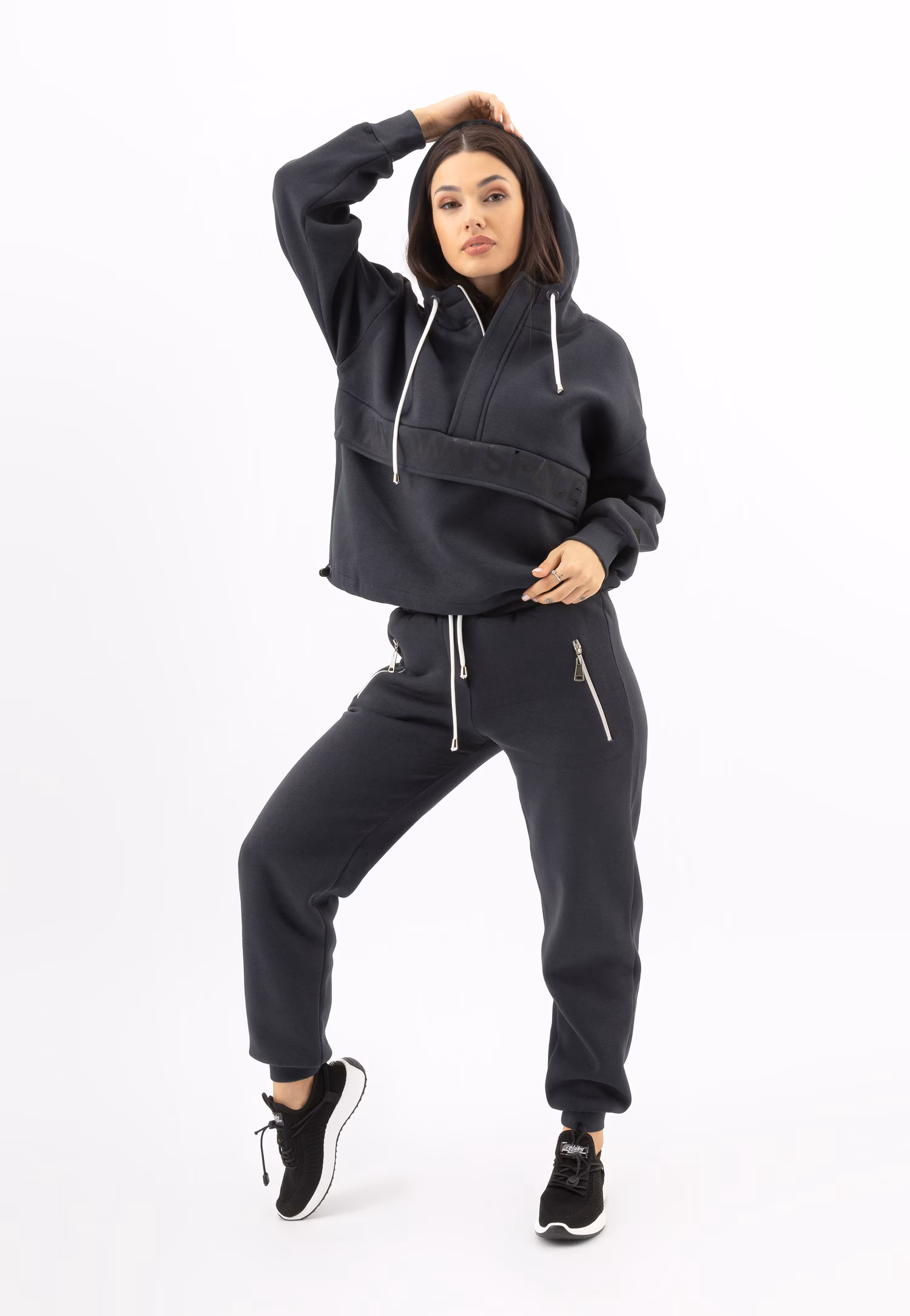 RELAKS ciemne spodnie dresowe damskie z zamkami na kieszeniach