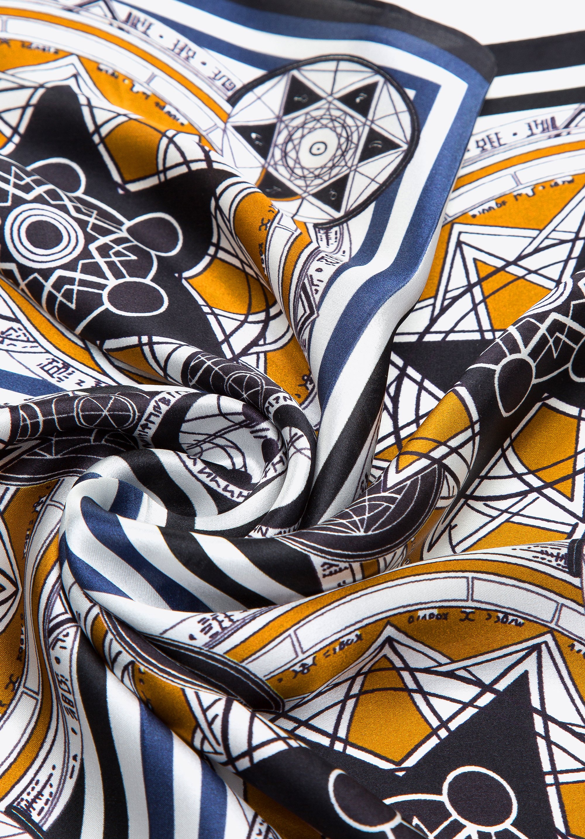 Damska apaszka jedwabna we wzory