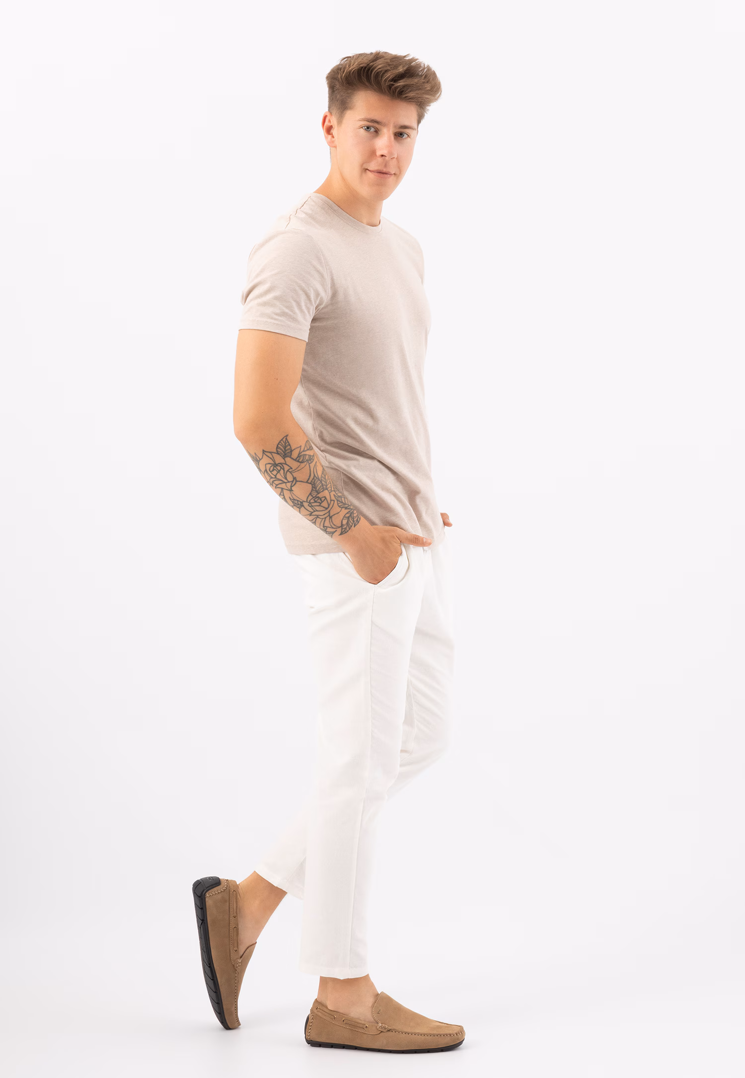 Niebieskie półbuty typu mokasyny z dwoiny welurowej