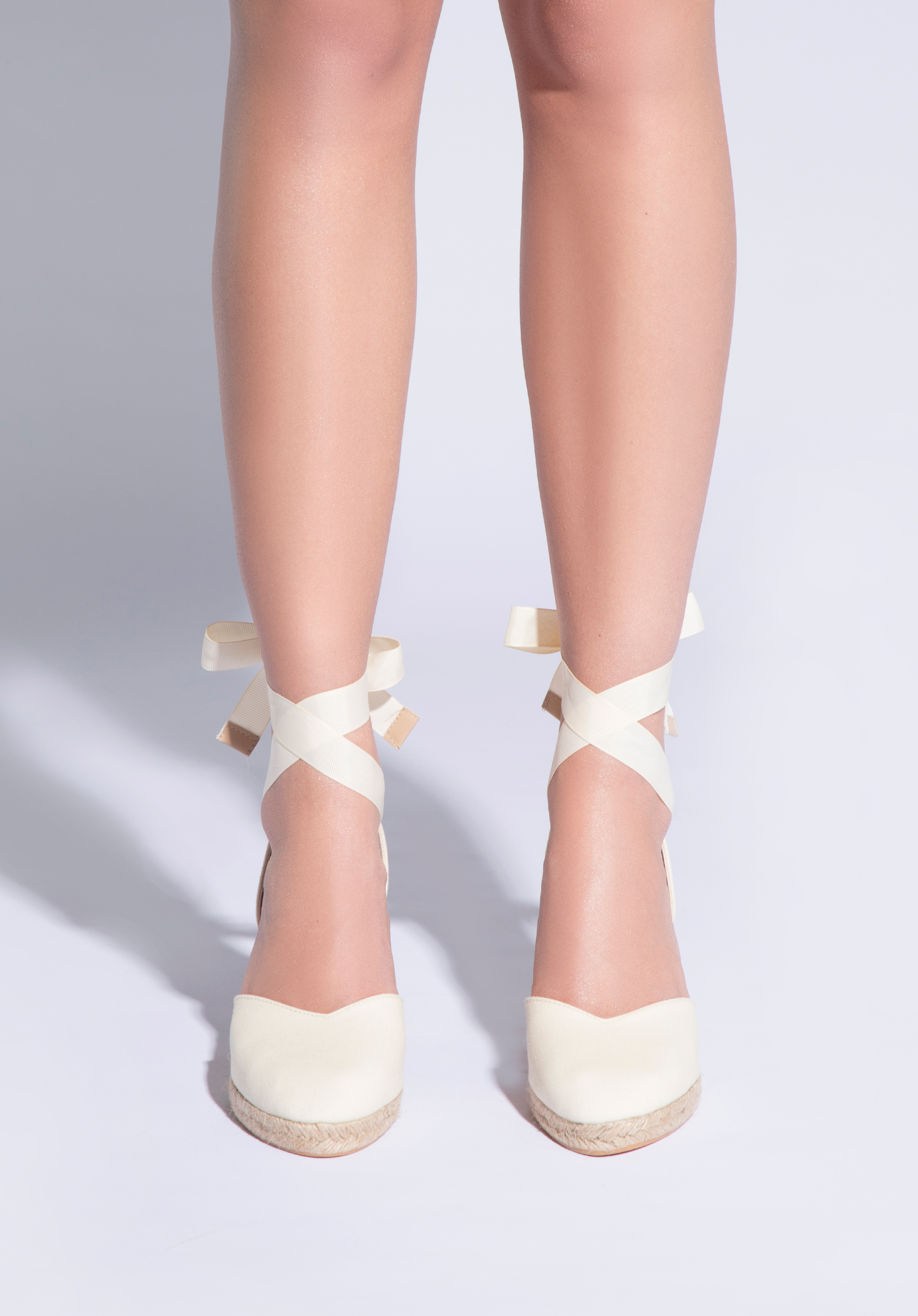 Damskie espadryle z wycięciem