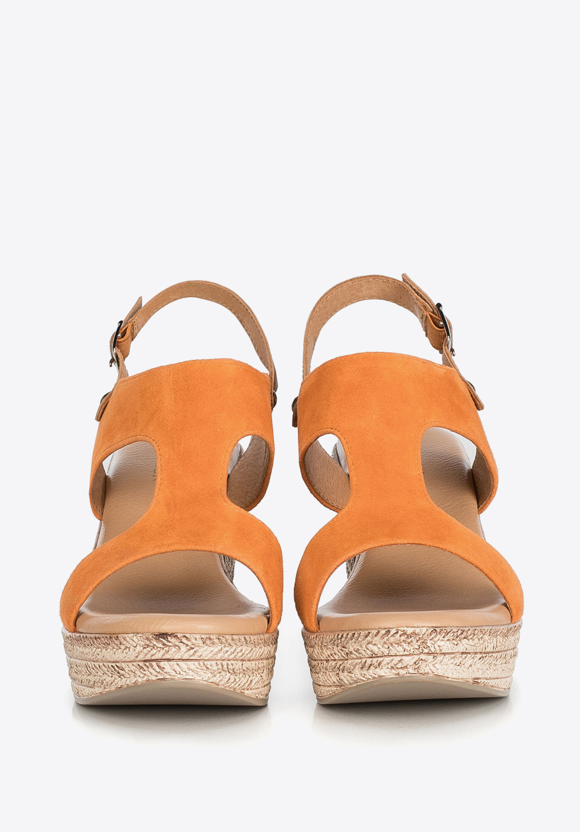 Sandały zamszowe na słupku na sznurkowej platformie