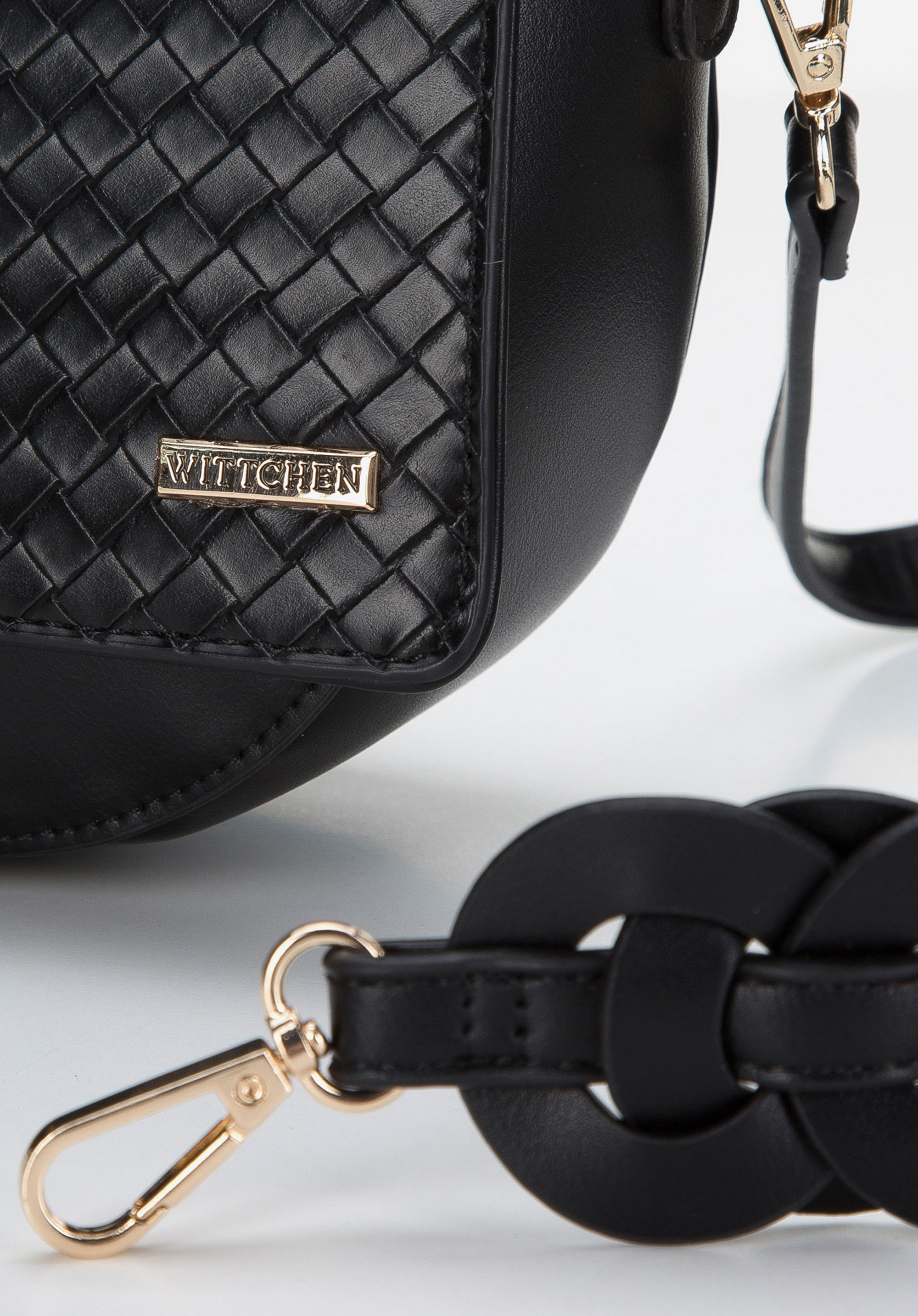 Torebka półksiężyc z plecionką