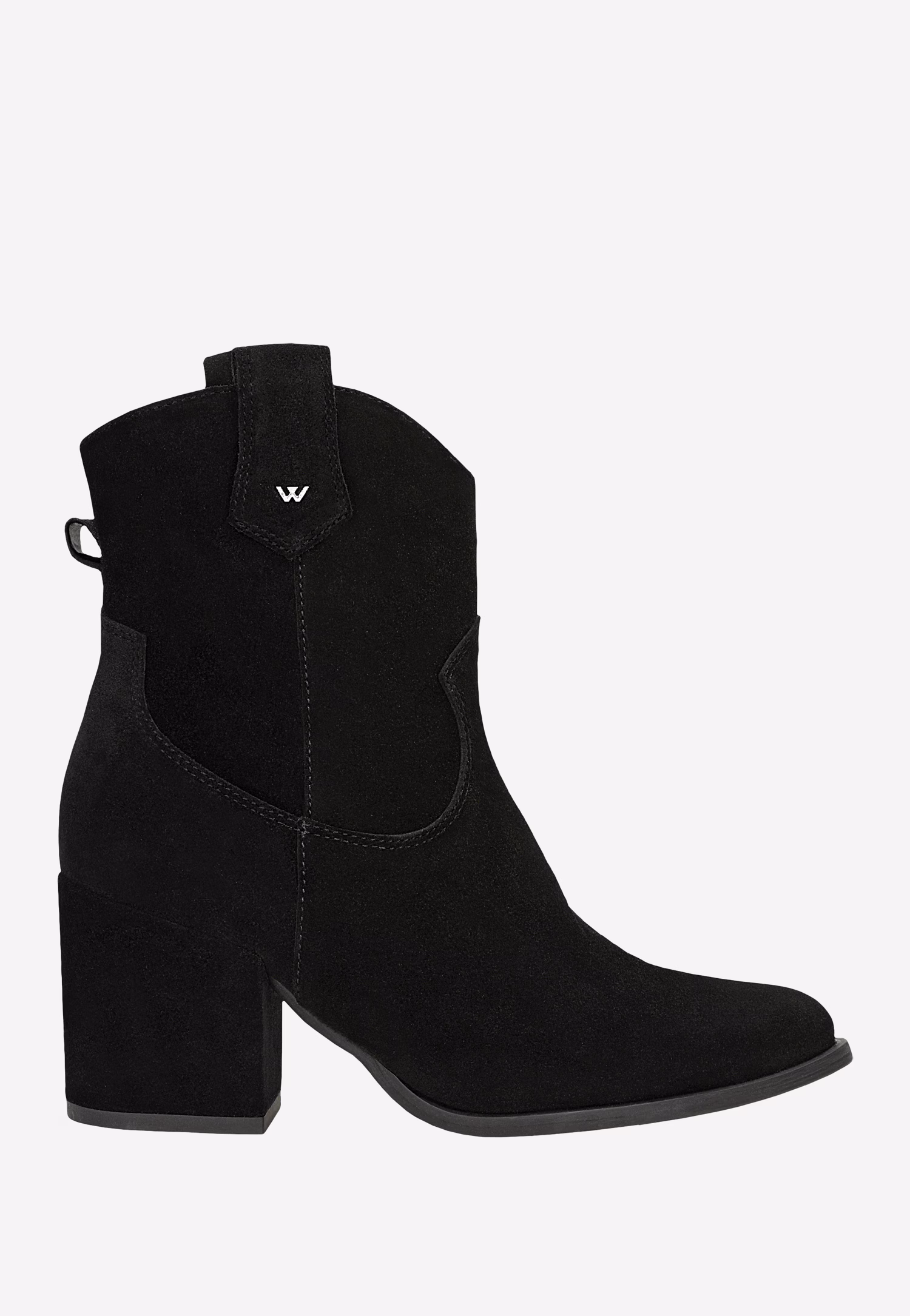 Czarne kowbojki na obcasie ze srebrnym łańcuchem