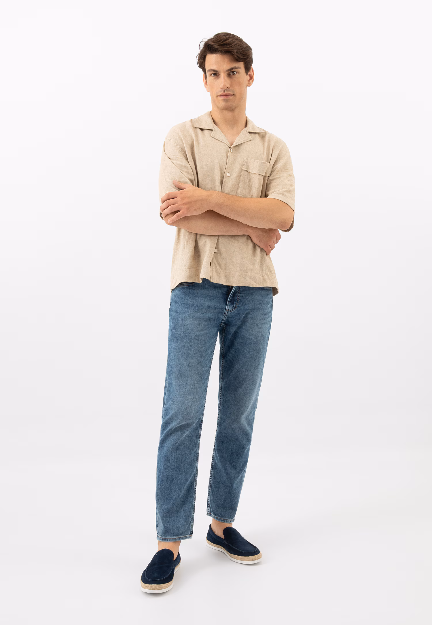 Jasnobrązowe mokasyny męskie z plecionym sznurkiem jutowym