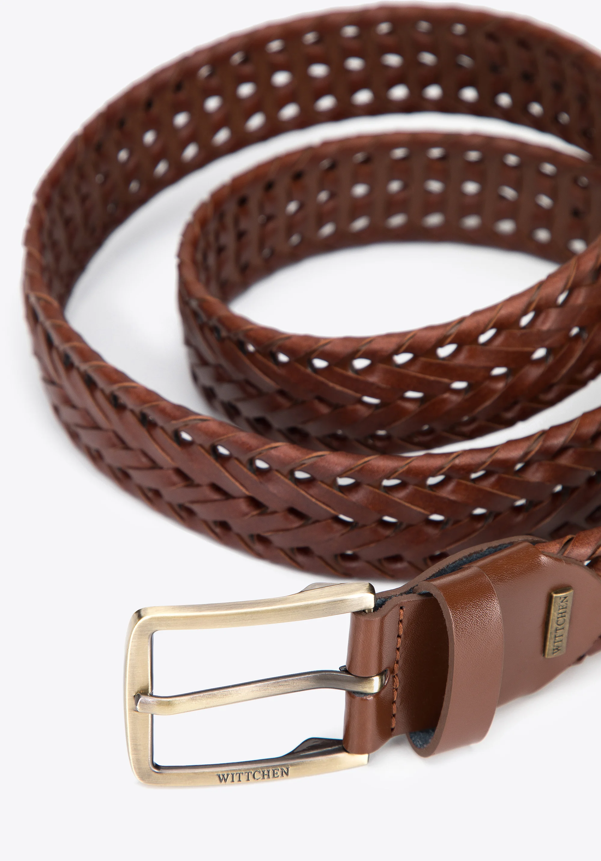 Męski pasek ze skórzanej plecionki