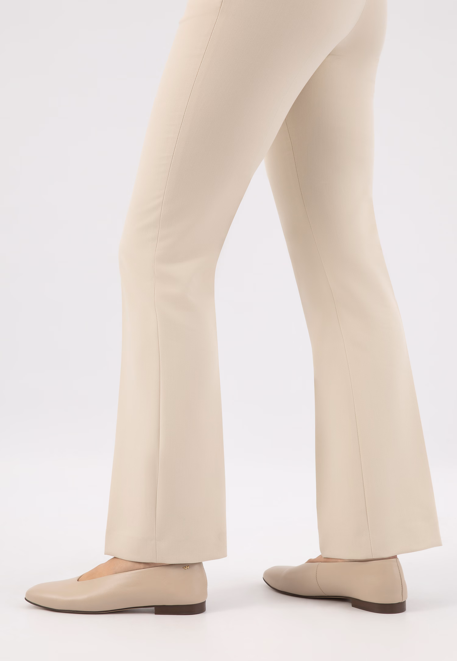 Czarne skórzane baleriny damskie