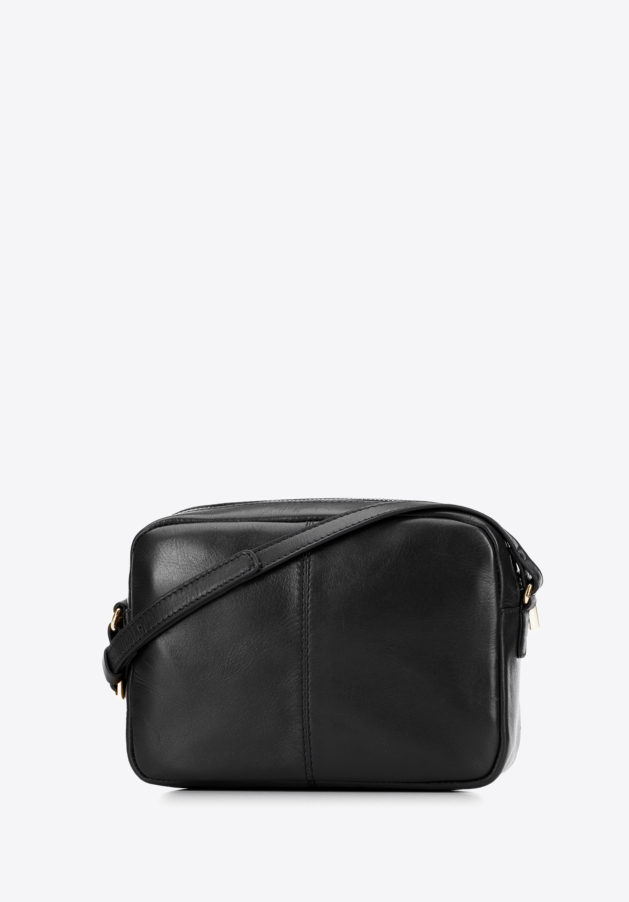 Damska listonoszka skórzana z ukośnym pikowaniem