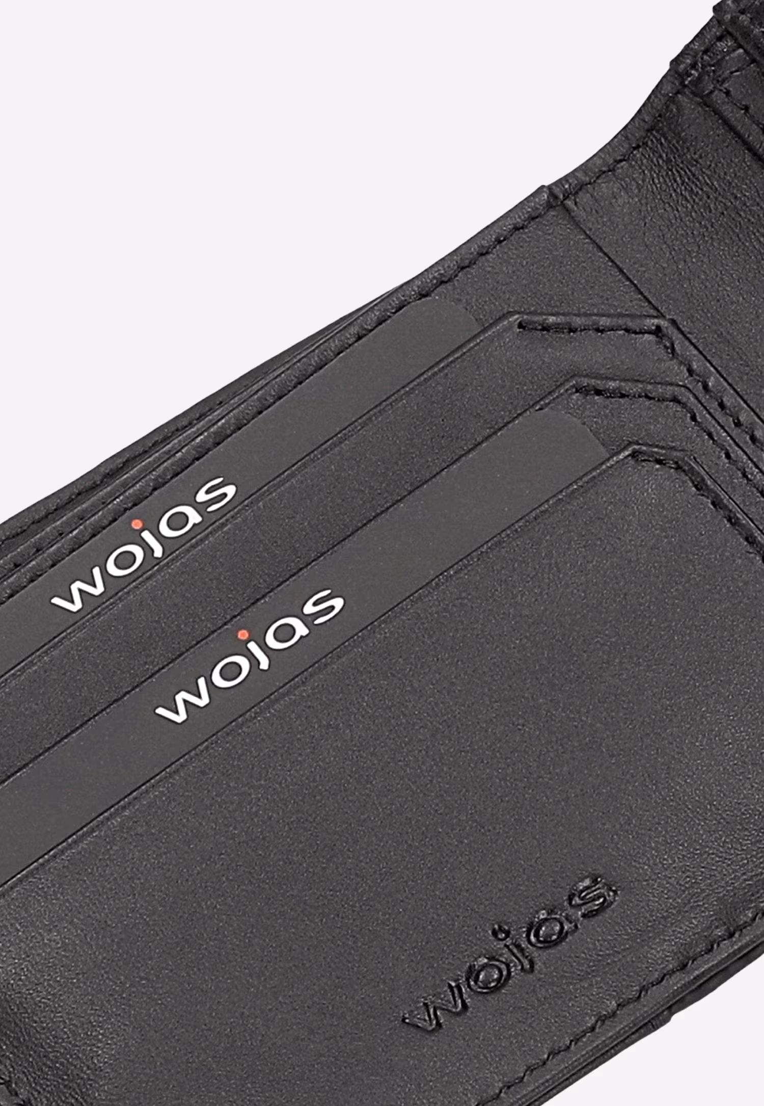 Czarny portfel męski z ciekawą fakturą i ochroną antykradzieżową RFID