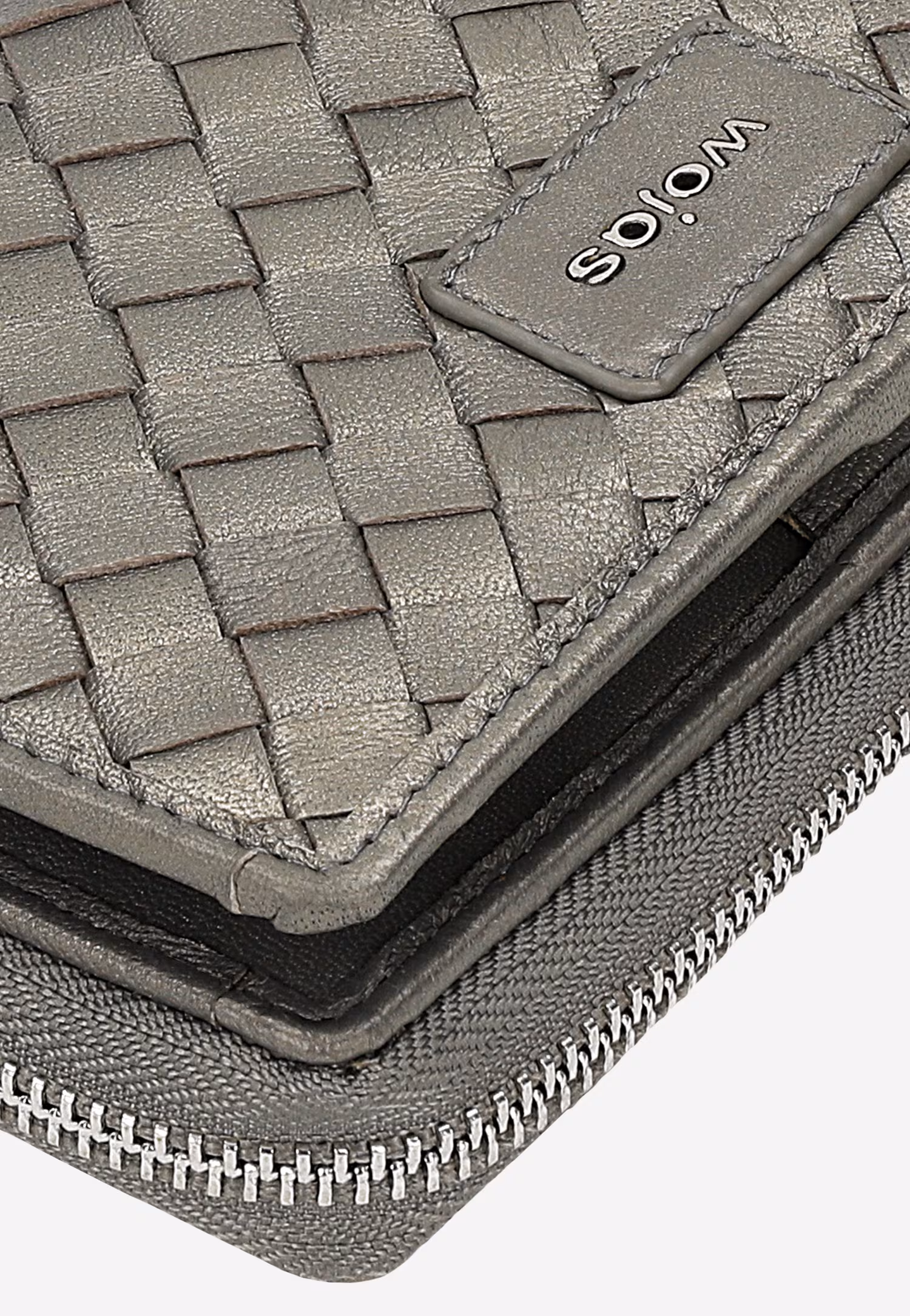 Srebrny przeplatany portfel damski ze skóry licowej