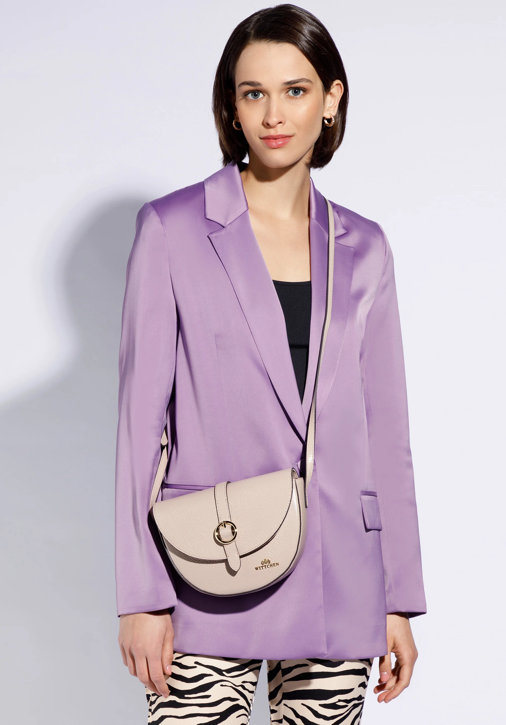 Damska listonoszka ze skóry lizard z okrągłą klamerką