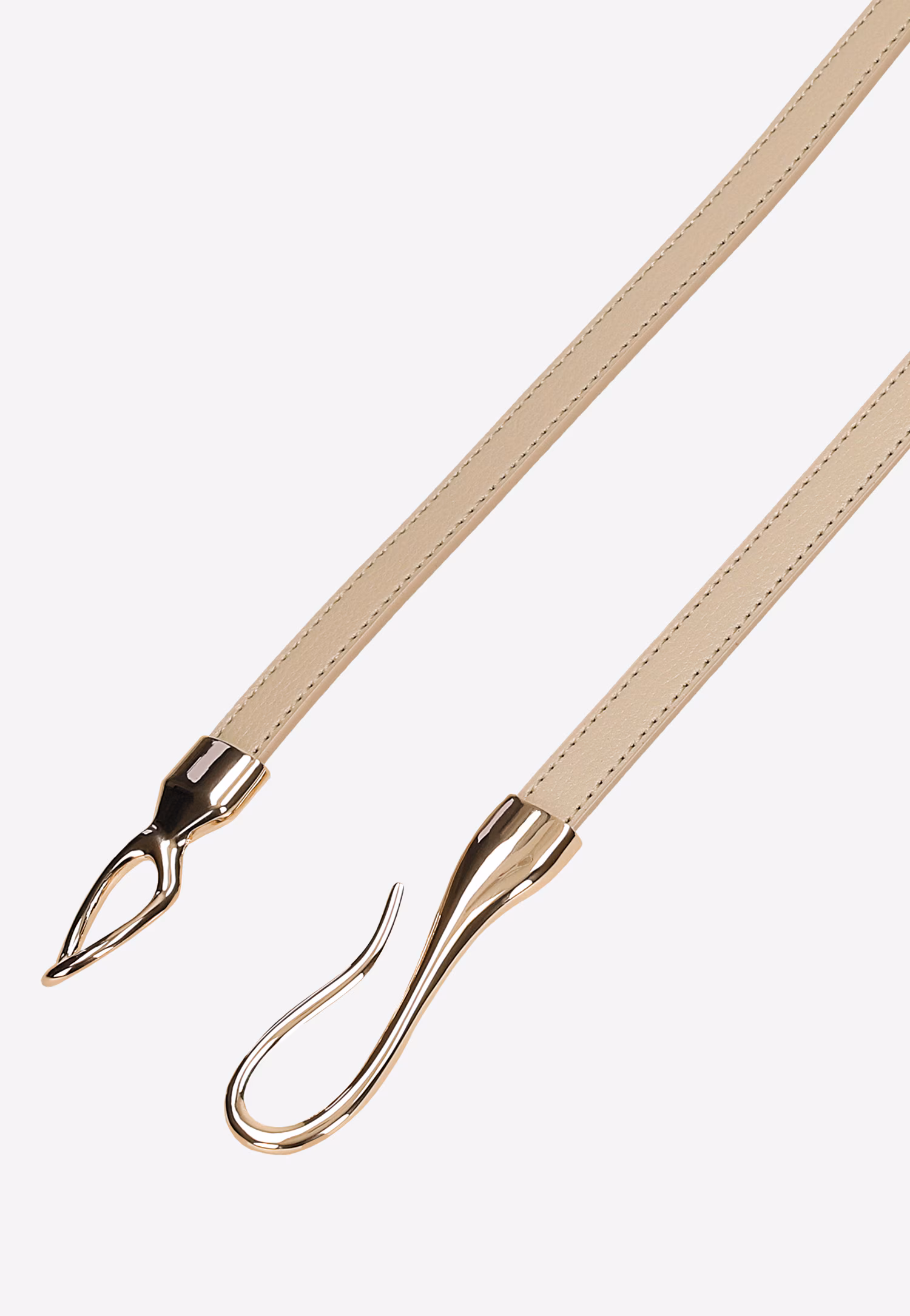 Beżowy skórzany pasek damski ze złotą klamrą