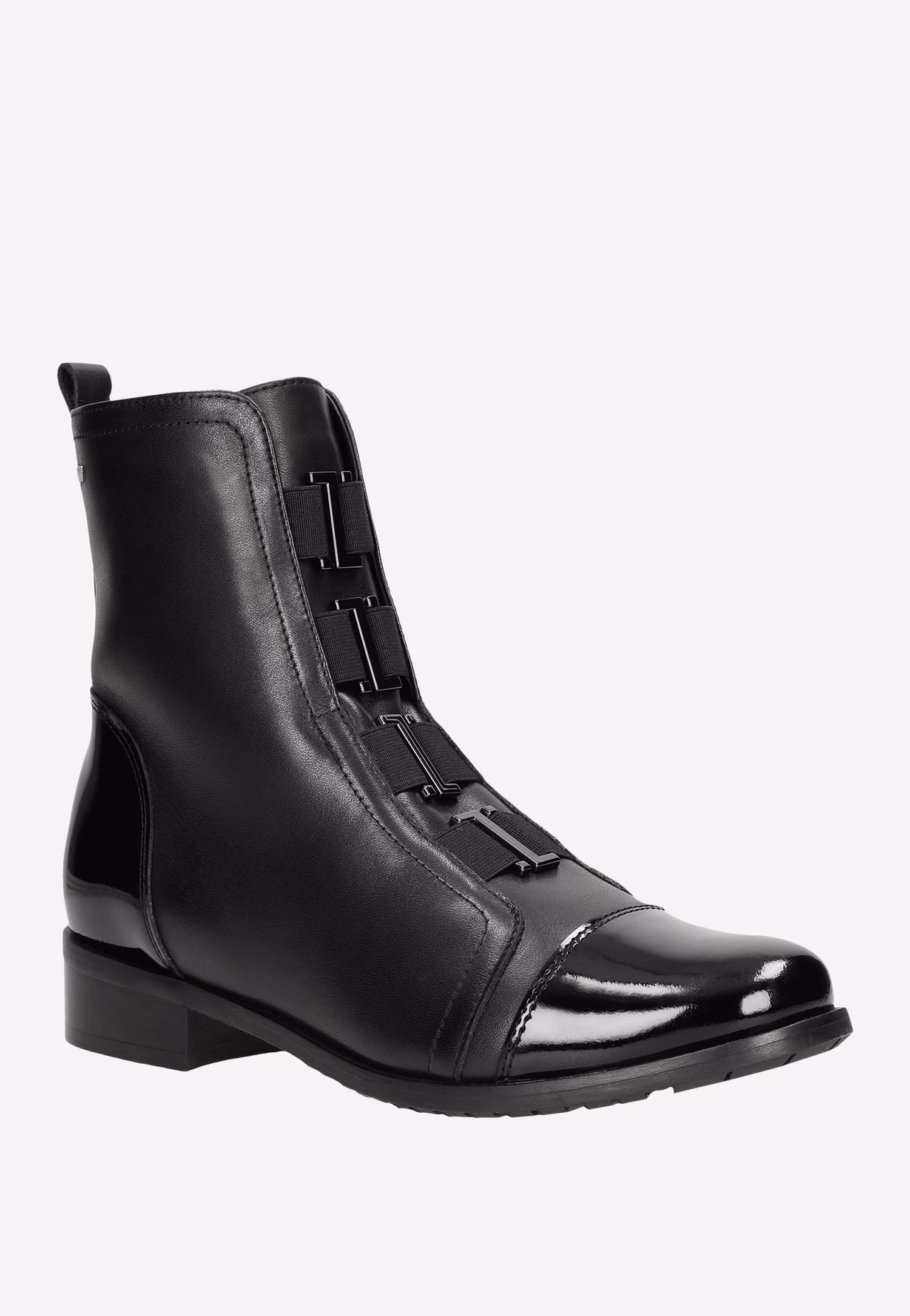 Czarne zimowe botki damskie ze skóry licowej oraz lakierowanej