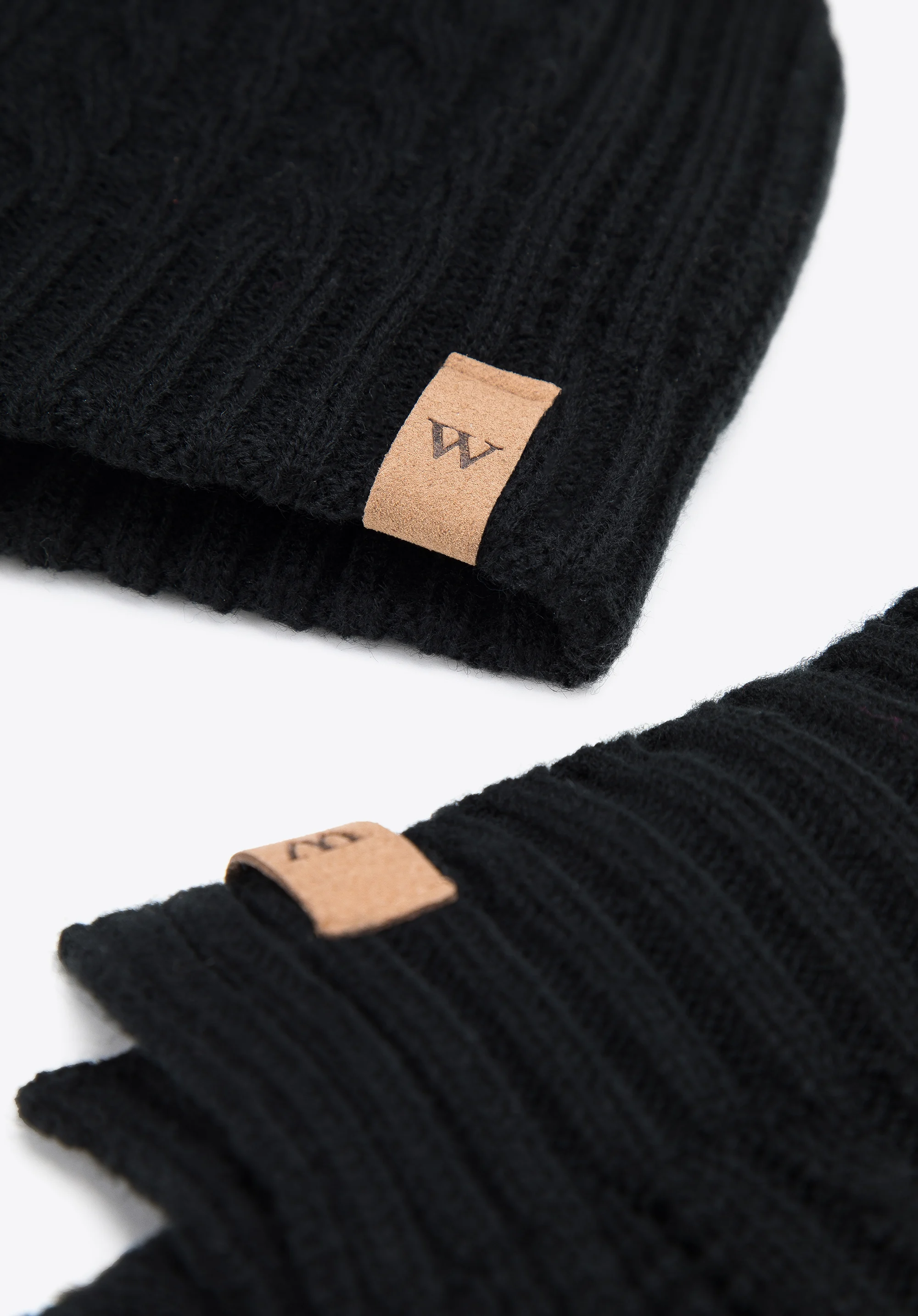 Męski komplet zimowy z ozdobnym splotem klasyczny