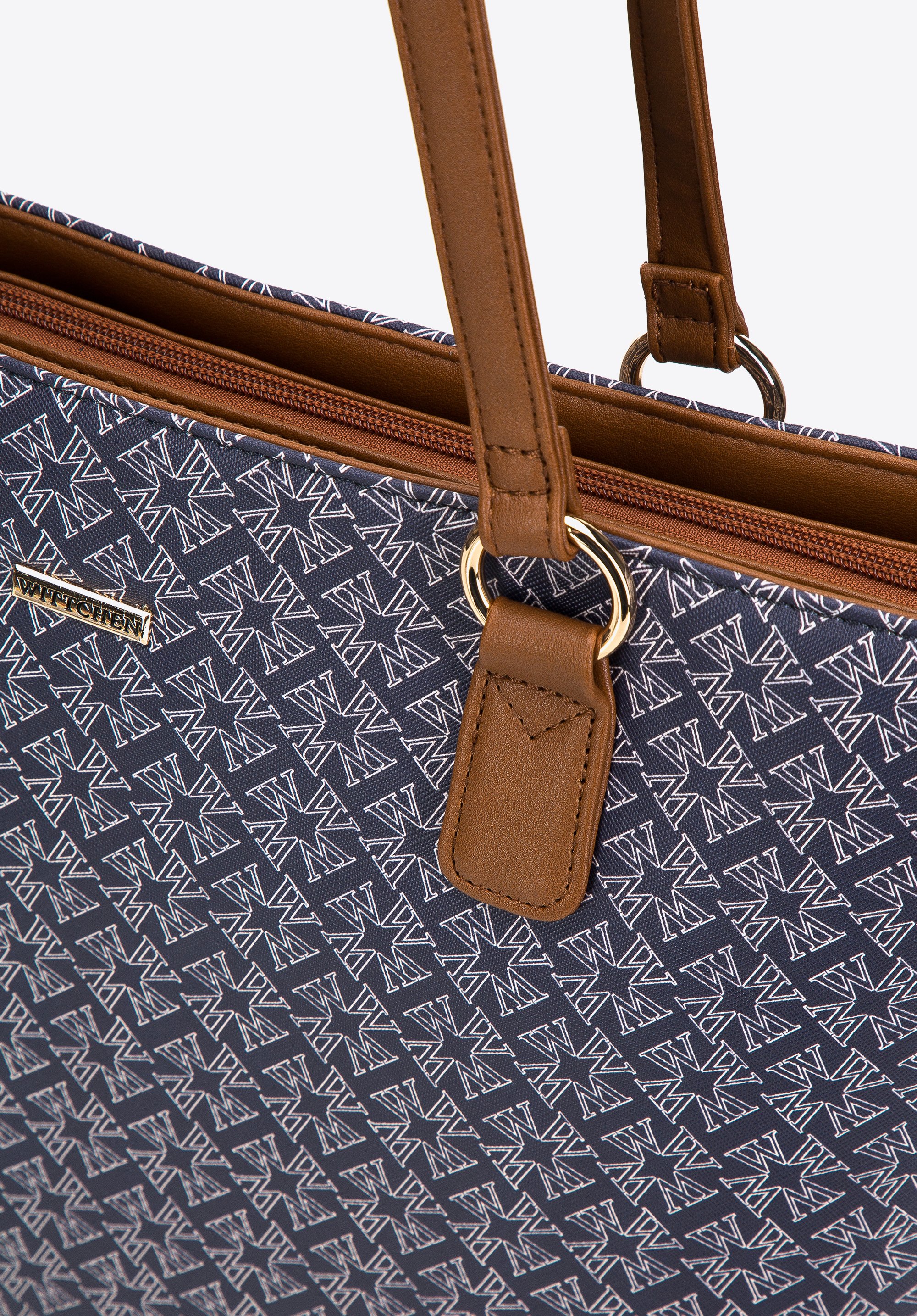 Torebka shopperka z ekoskóry w monogram