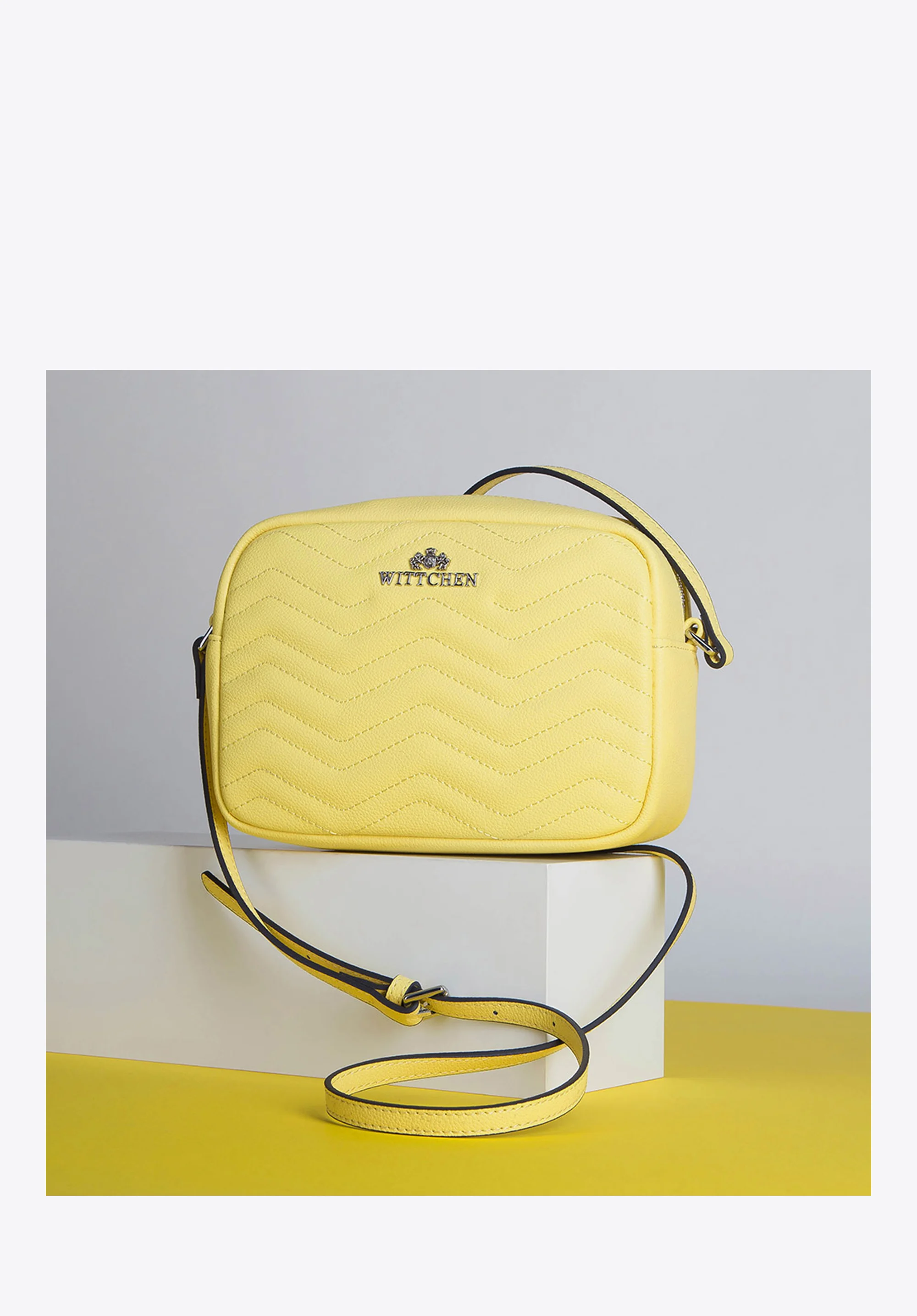 Damska listonoszka skórzana w zygzaki