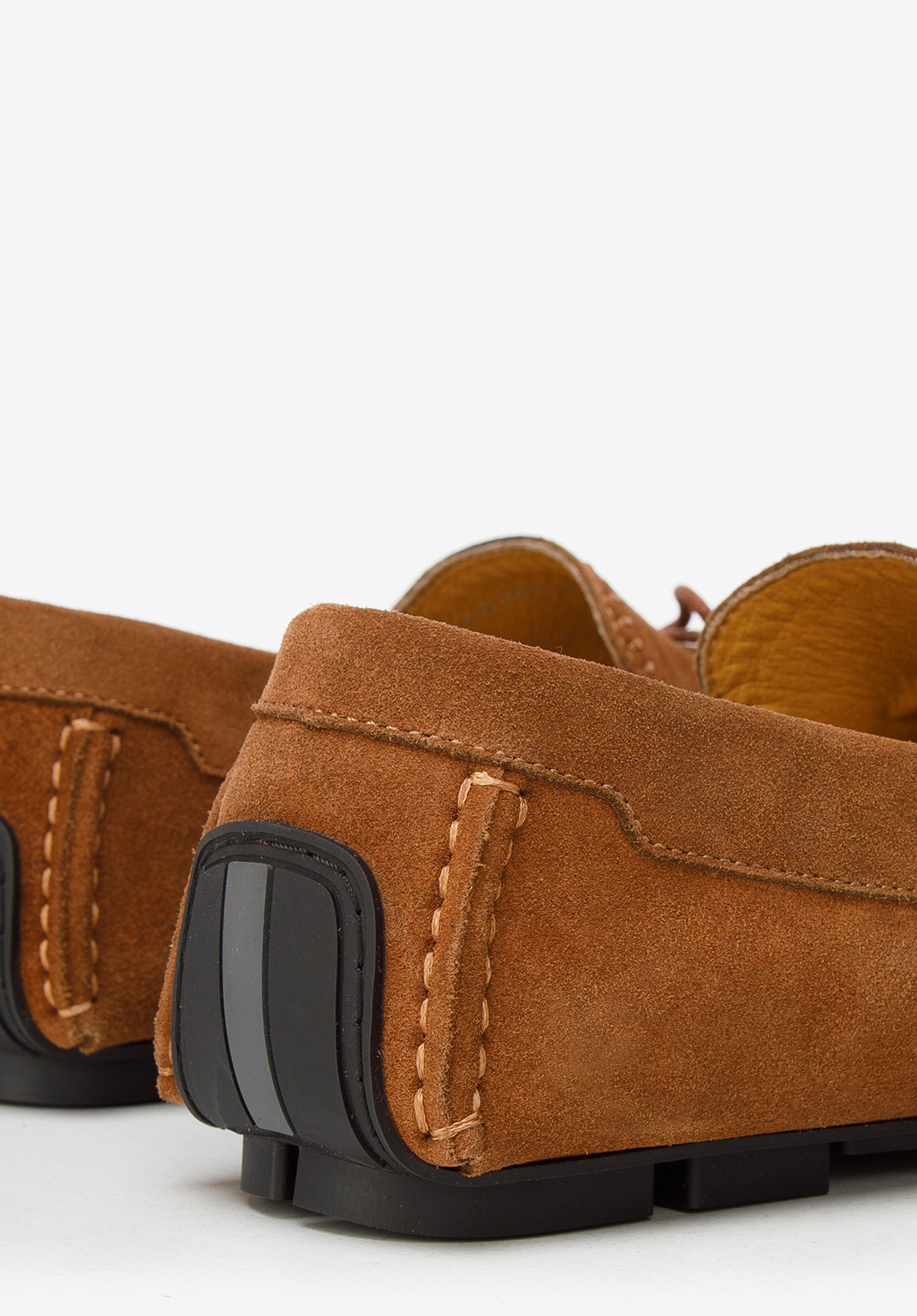 Męskie mokasyny samochodowe ze skóry zamszowej