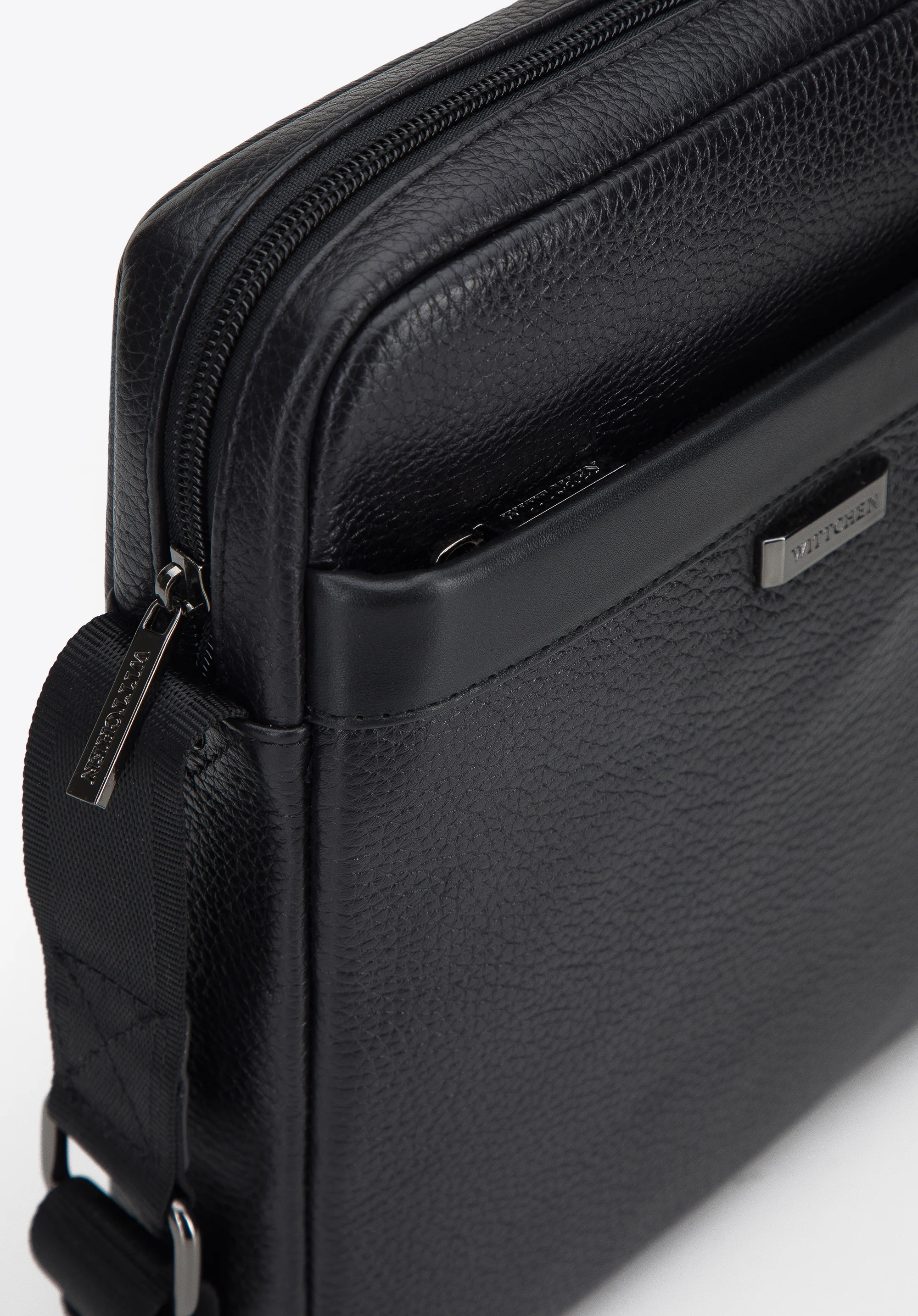 Męska listonoszka skórzana z matowym obszyciem