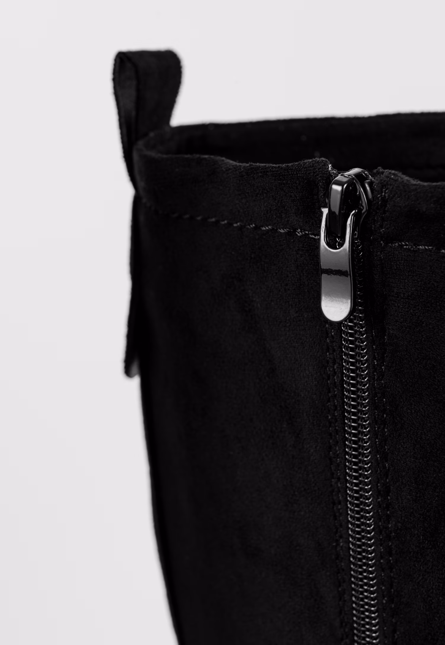 WJS czarne kozaki damskie do kolan na masywnej podeszwie