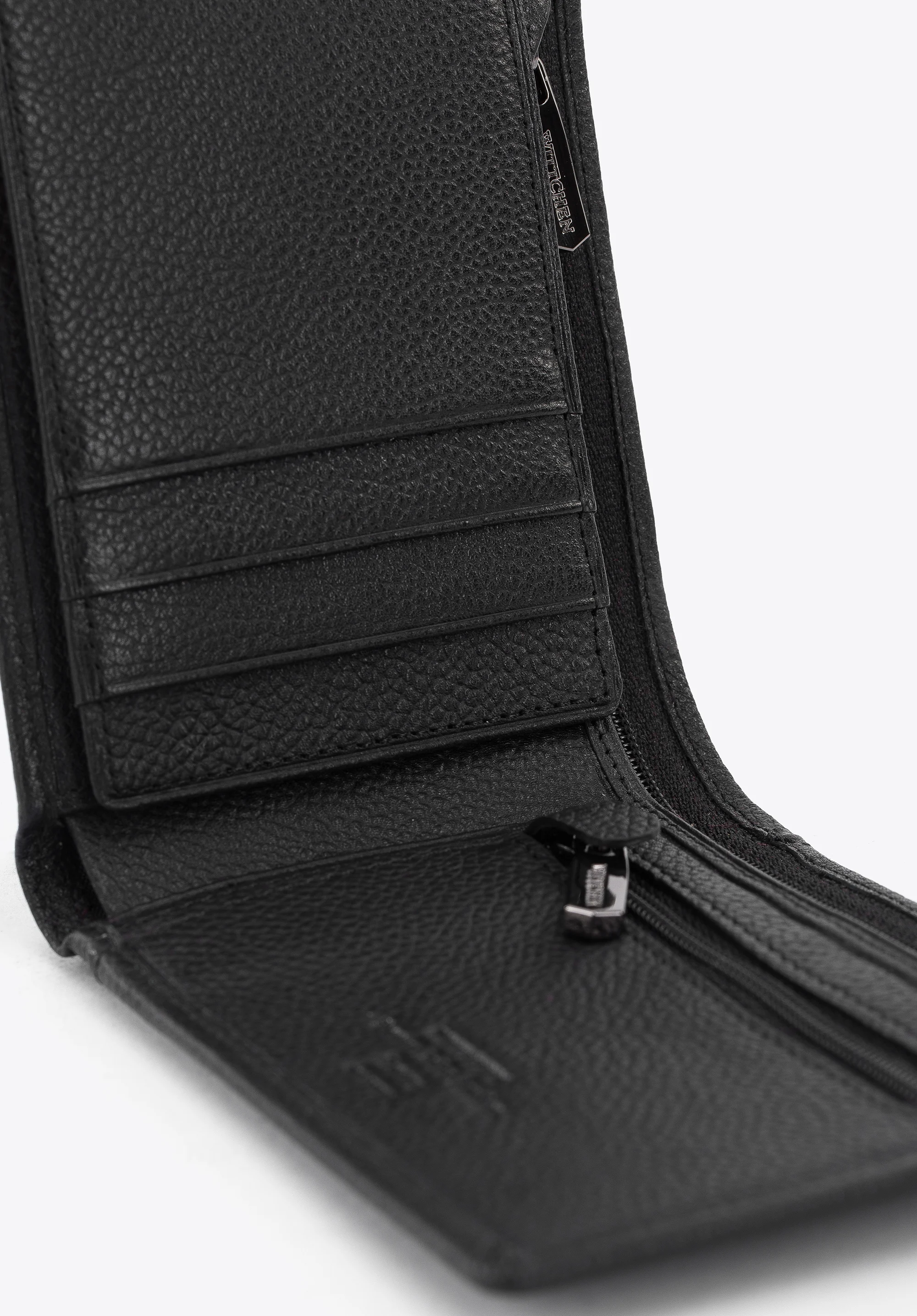 Męski portfel ze skóry rozkładany średni