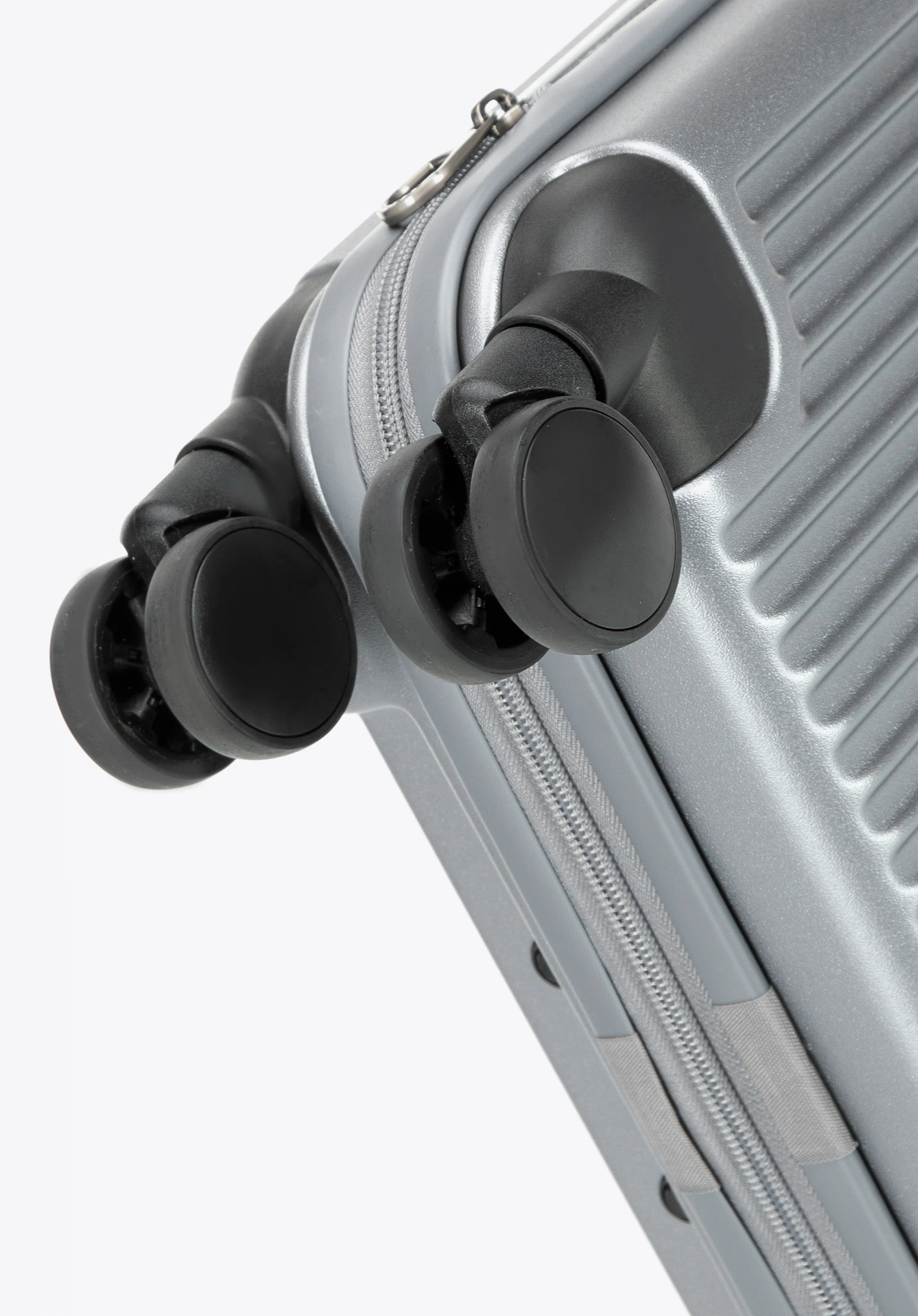 Walizka kabinowa z polikarbonu poszerzana