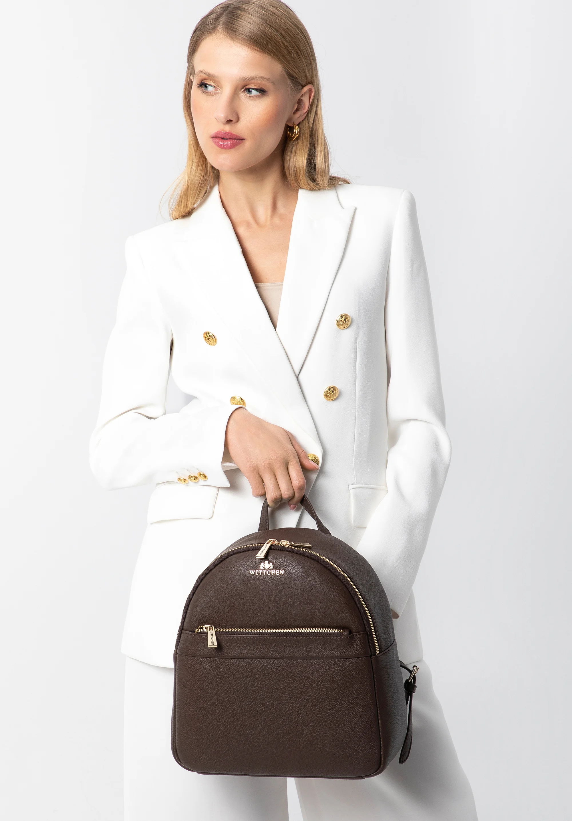 Damski plecak skórzany z przeszyciami