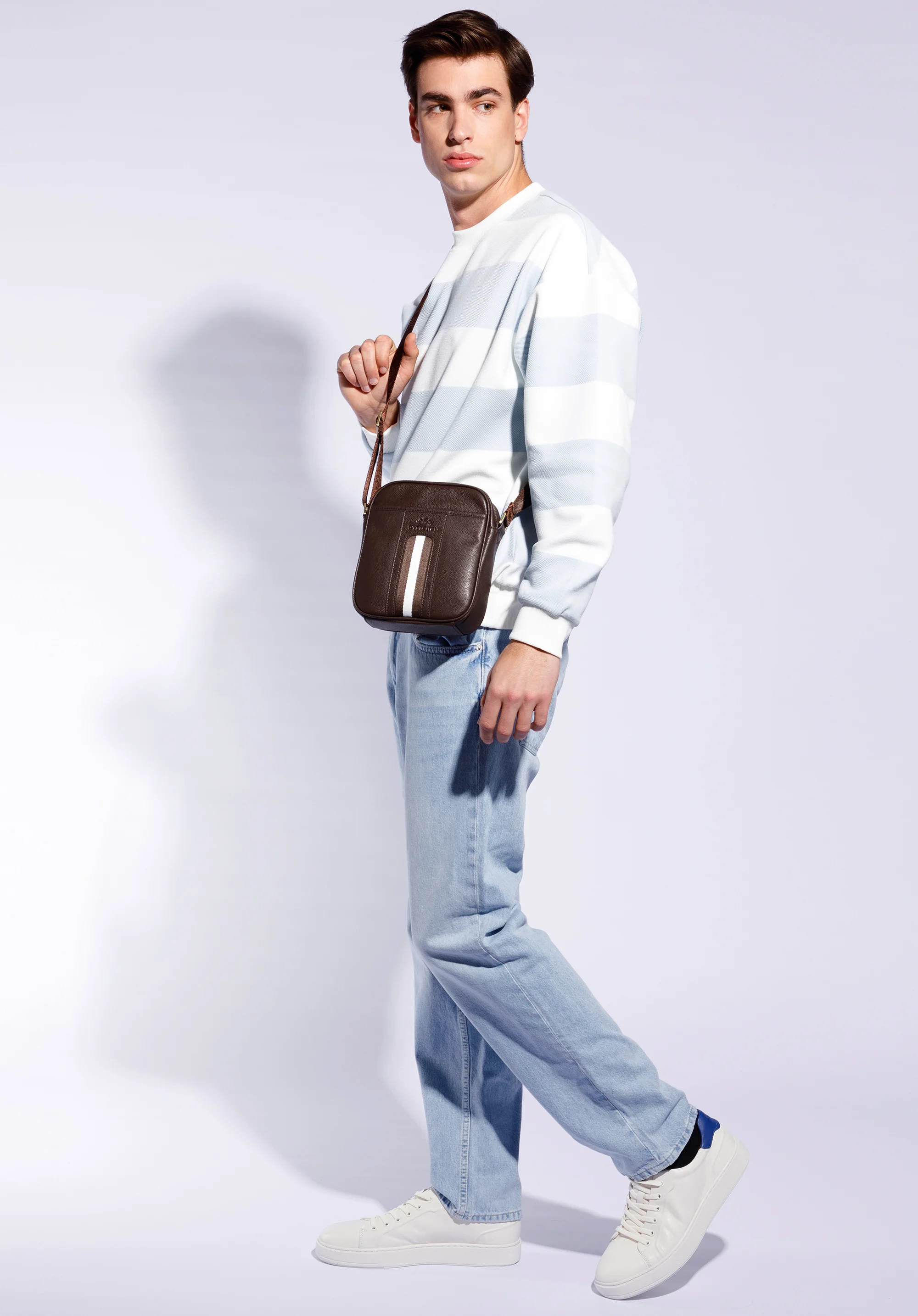 Męska listonoszka skórzana z tasiemką