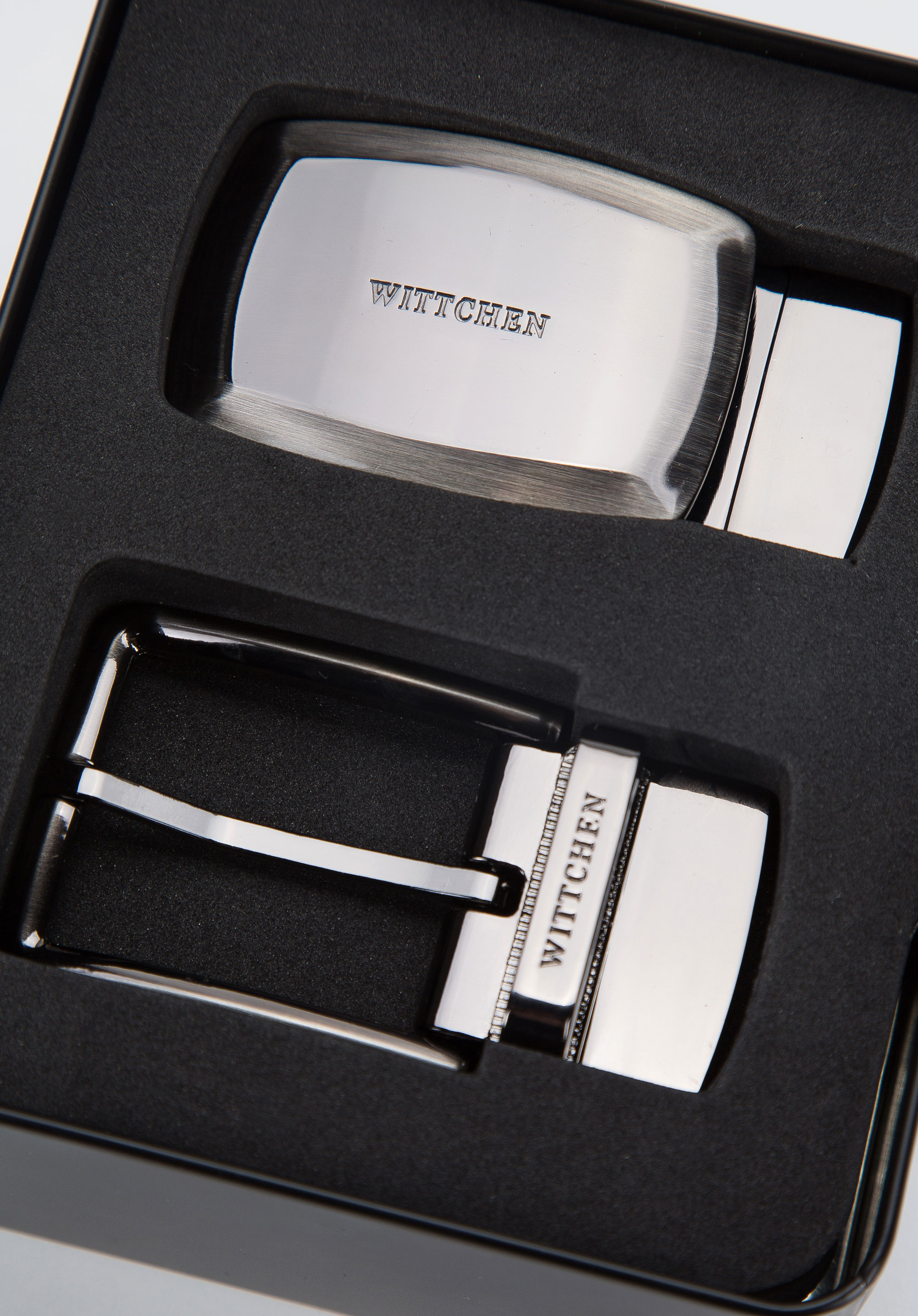 Męski pasek skórzany z wymienną klamrą