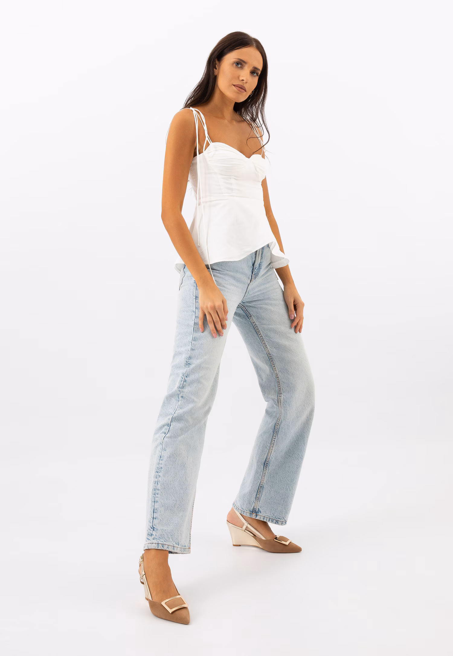 Beżowo-złote czółenka na koturnie