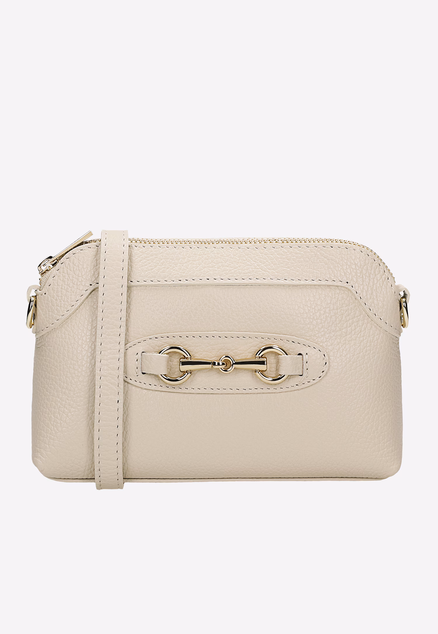 Mała czarna torebka wizytowa ze złotą ozdobą