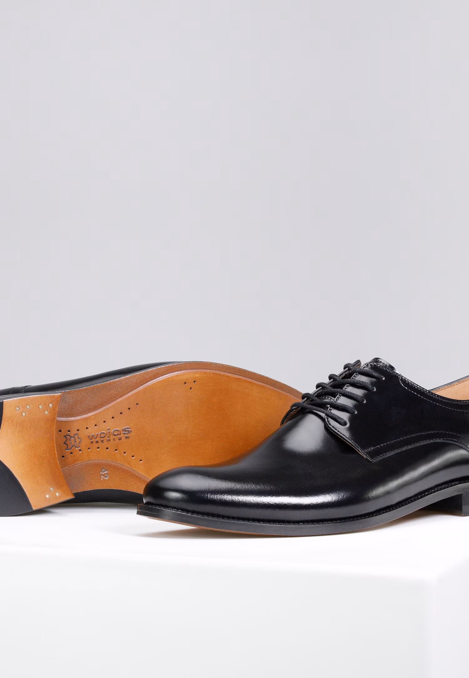 Czarne wizytowe półbuty męskie z linii PREMIUM