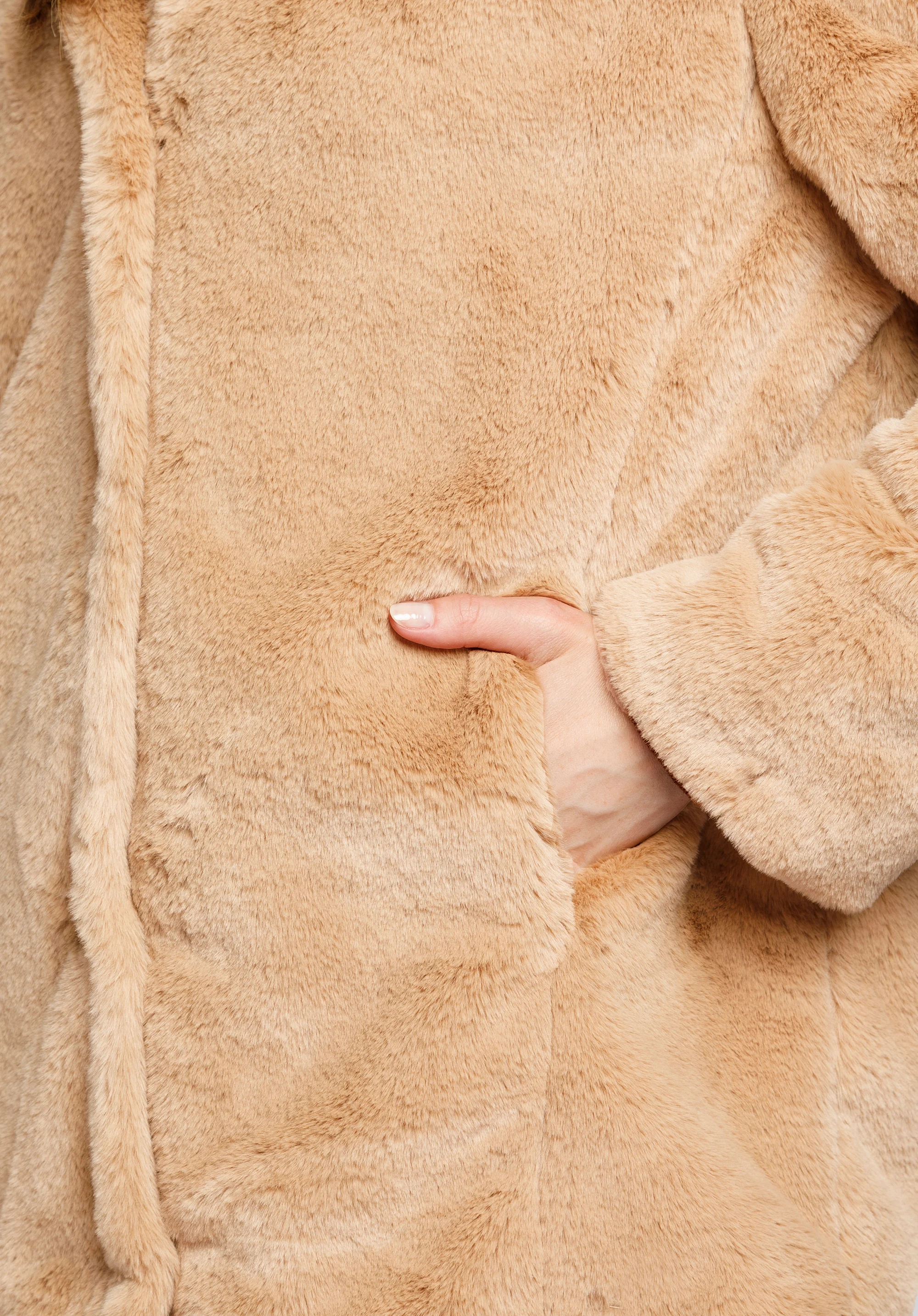 Sztuczne futerko z kapturem