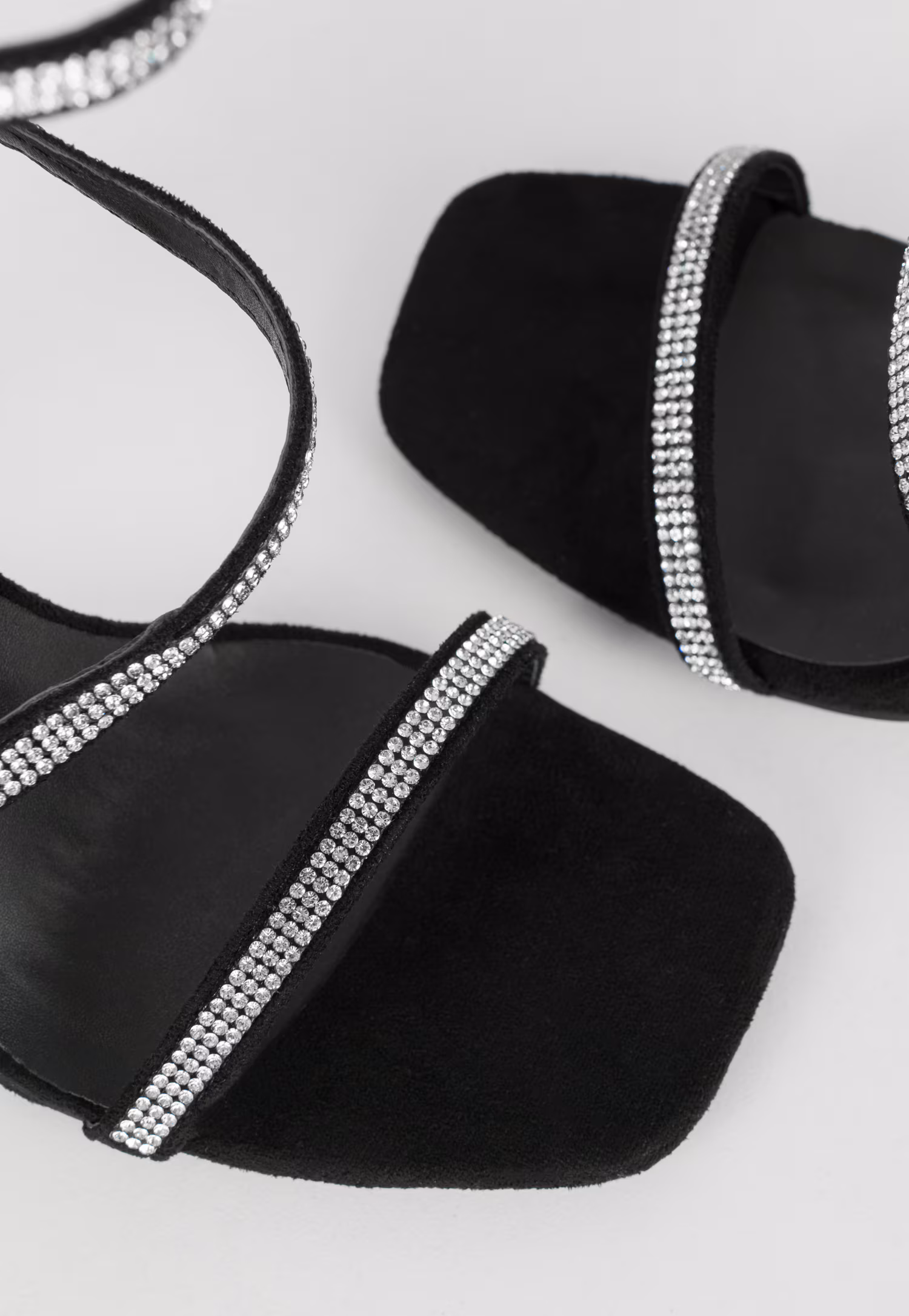 WJS czarne sandały damskie z kryształkami i odkrytą piętą