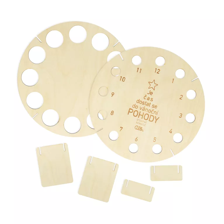 Dřevěný adventní kalendář na alkohol