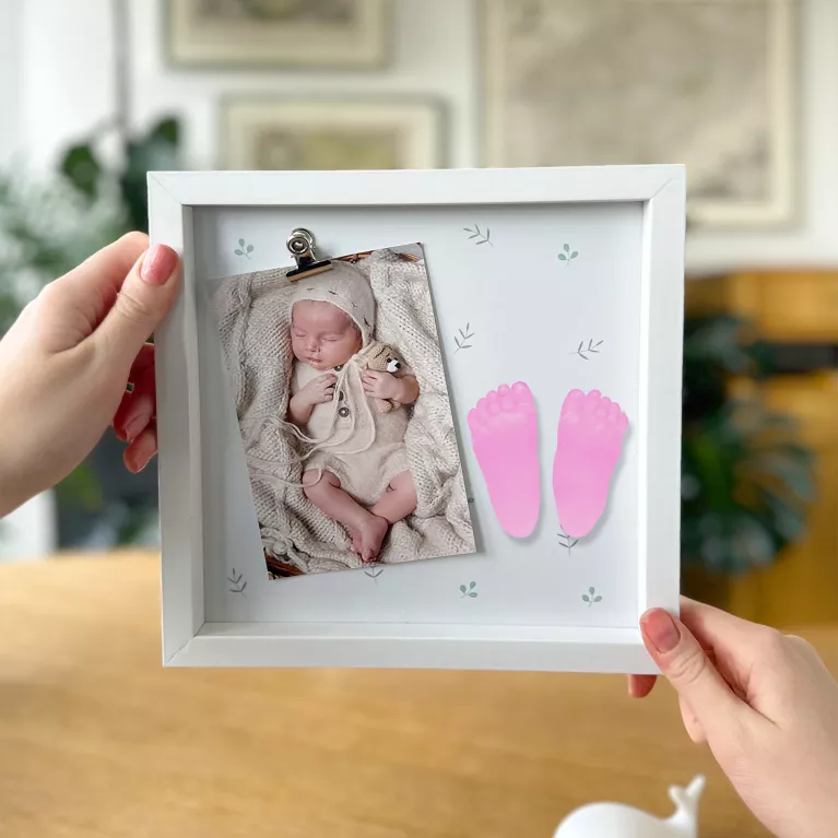 Fotorámeček pro miminko se sadou na 3D odlitky – pro holčičku