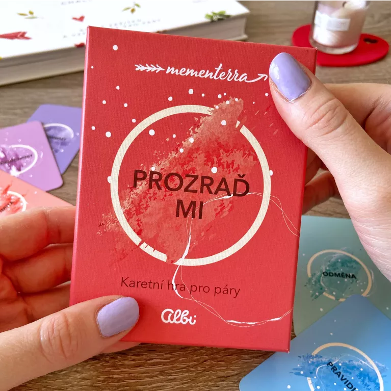 Prozraď mi - karetní hra pro páry