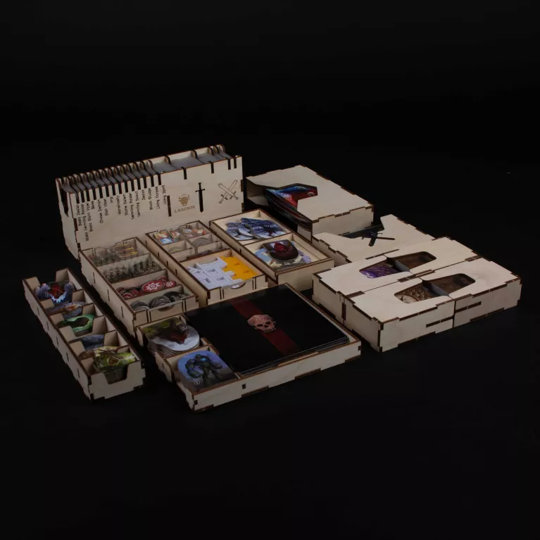 Výhodné balení - Gloomhaven: Lví chřtán + insert