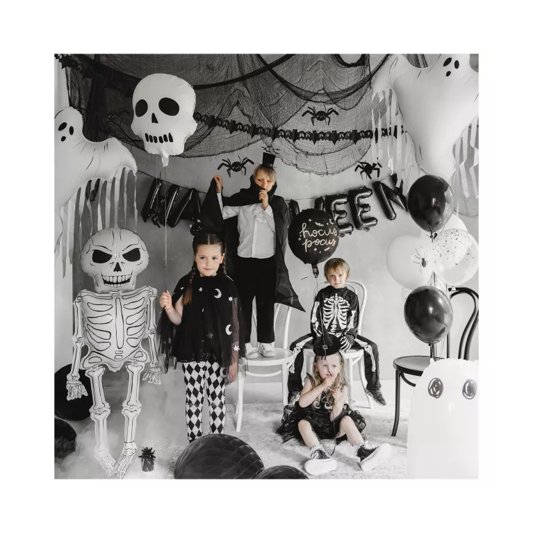 Balónek fóliový Lebka bílá