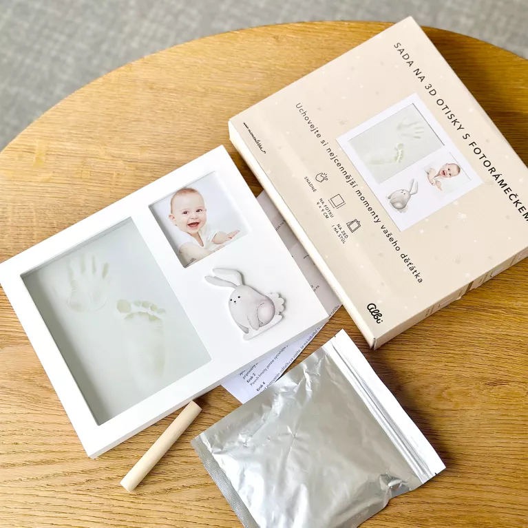 Fotorámeček pro miminko se sadou na 3D otisky