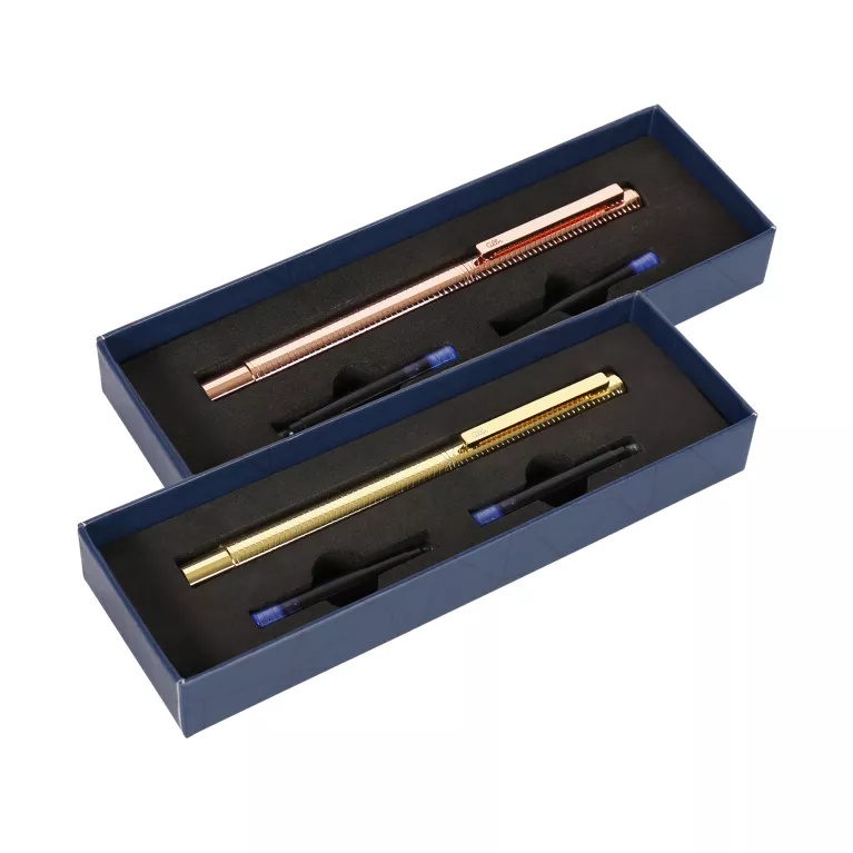 Plnicí pera v krabičce