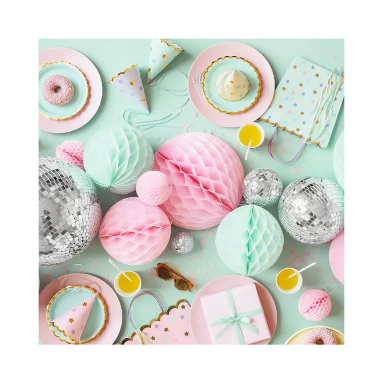 Čepičky Hvězdičky a stuhy pastelové 6 ks