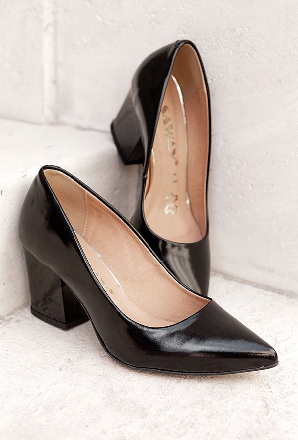 Czarne czółenka Trixi