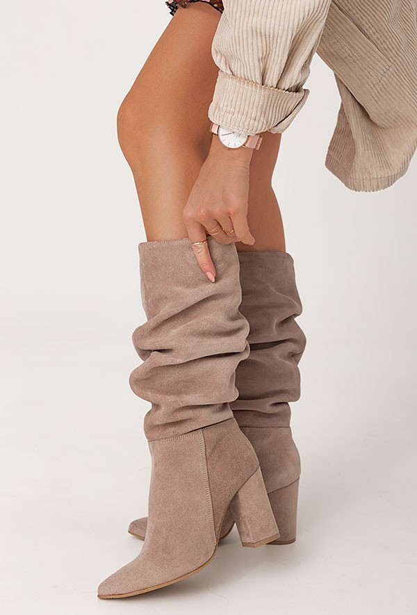 Zamszowe kozaki Riva cappuccino