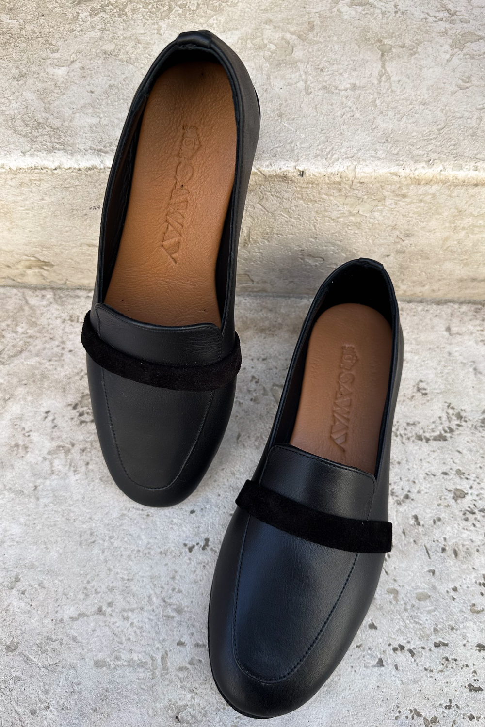 Czarne mokasyny Laluna