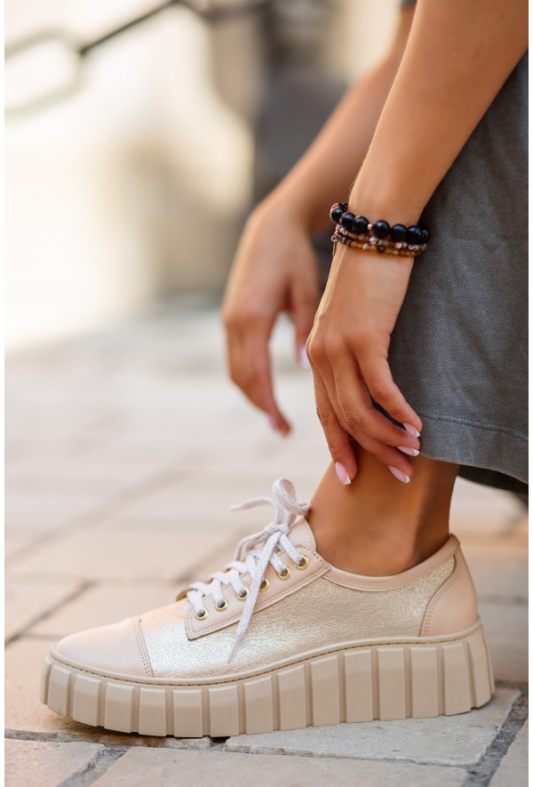 Beżowo złote trampki Sule